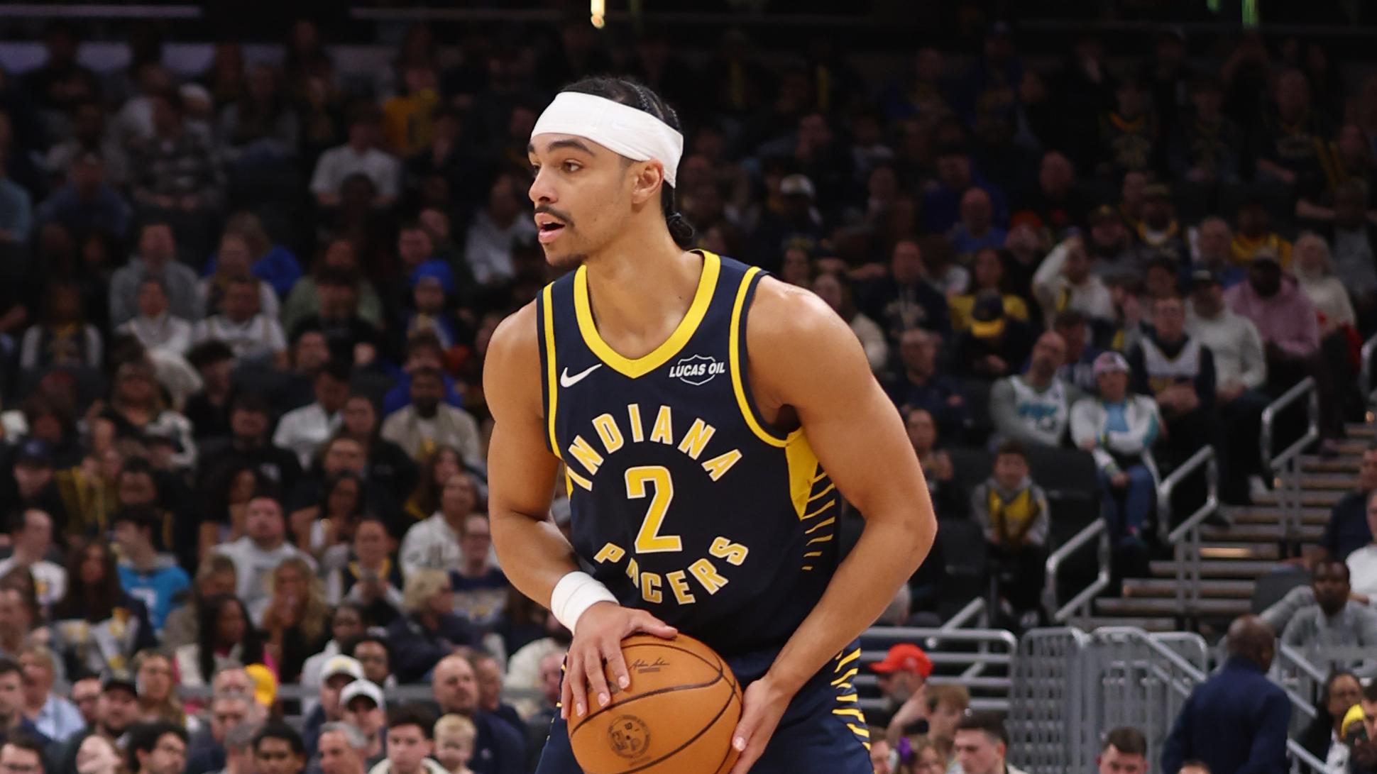 Charlotte Hornets v Indiana Pacers