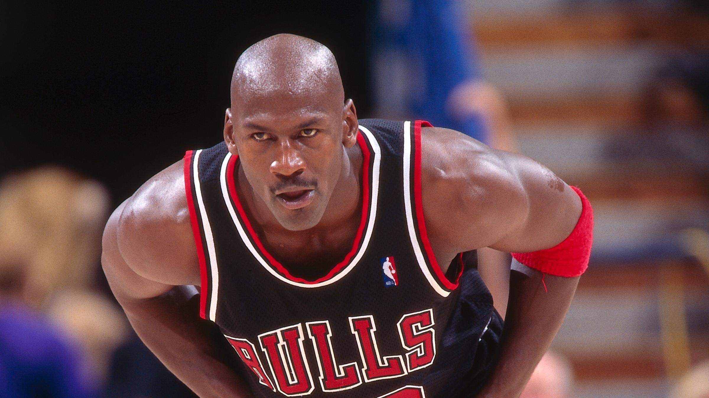 Chicago Bulls v Sacramento Kings