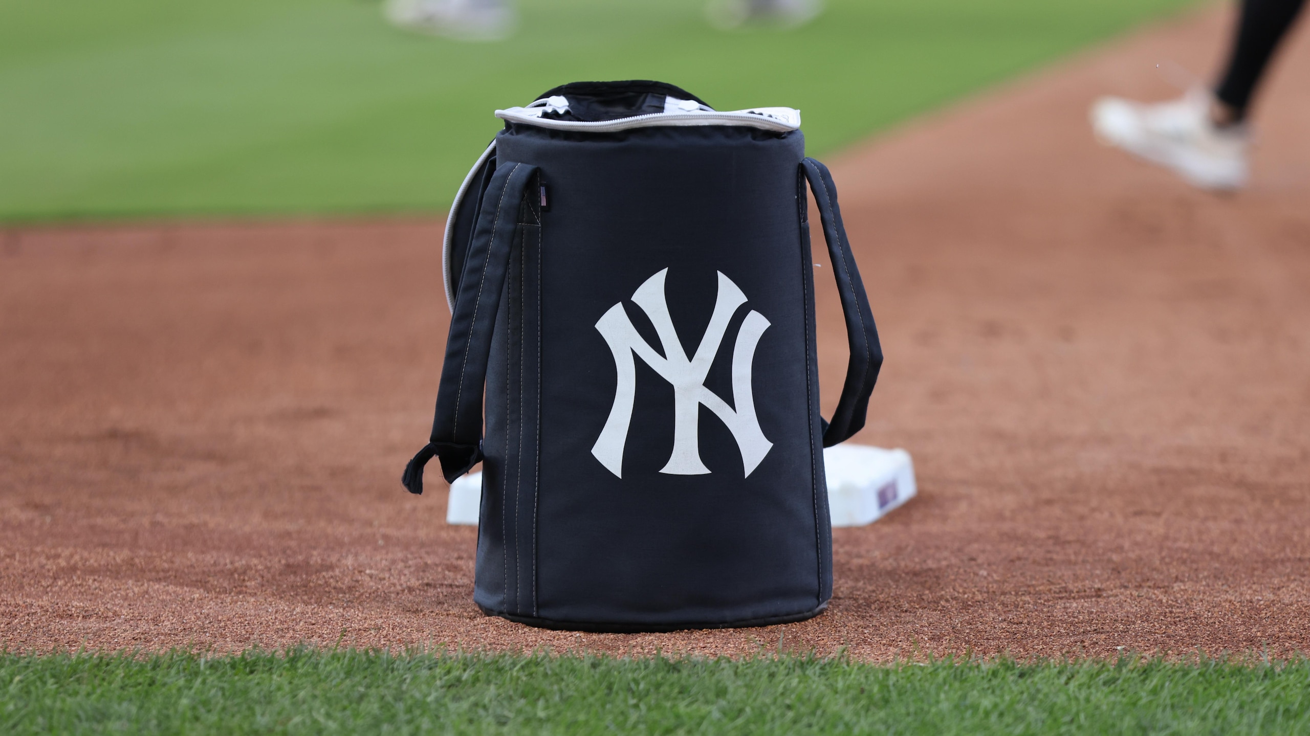 MLB: OCT 10 ALDS Yankees at Royals MLB: OCT 10 ALDS Yankees at Royals