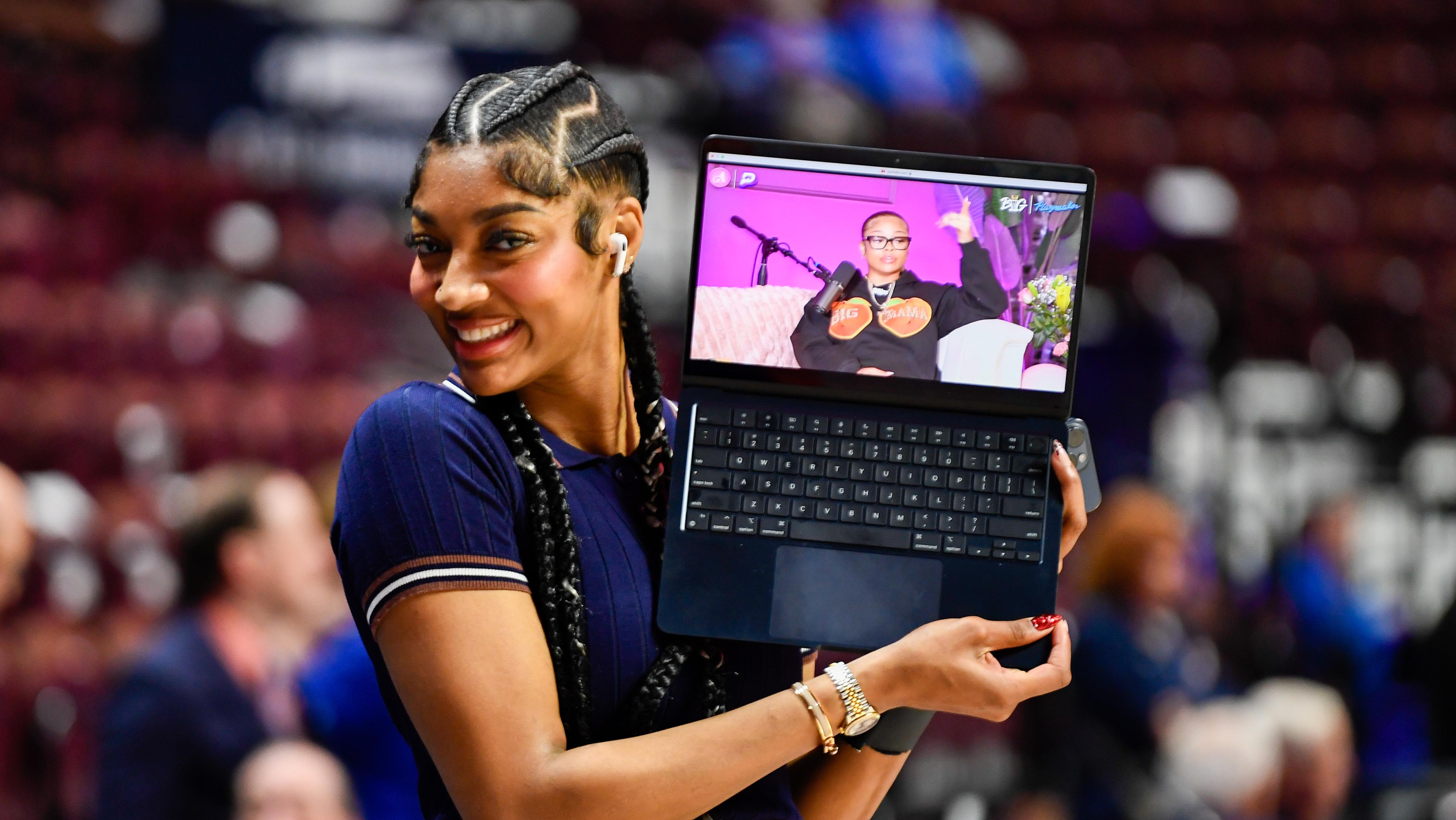 WNBA: SEP 19 Chicago Sky at Connecticut Sun