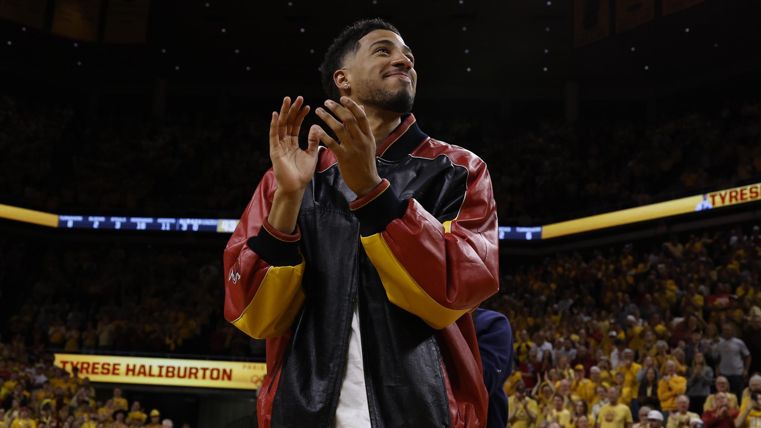 Tyrese Haliburton Trolls Kentucky Alums with John Calipari-Arkansas Jab After Iowa State's Win