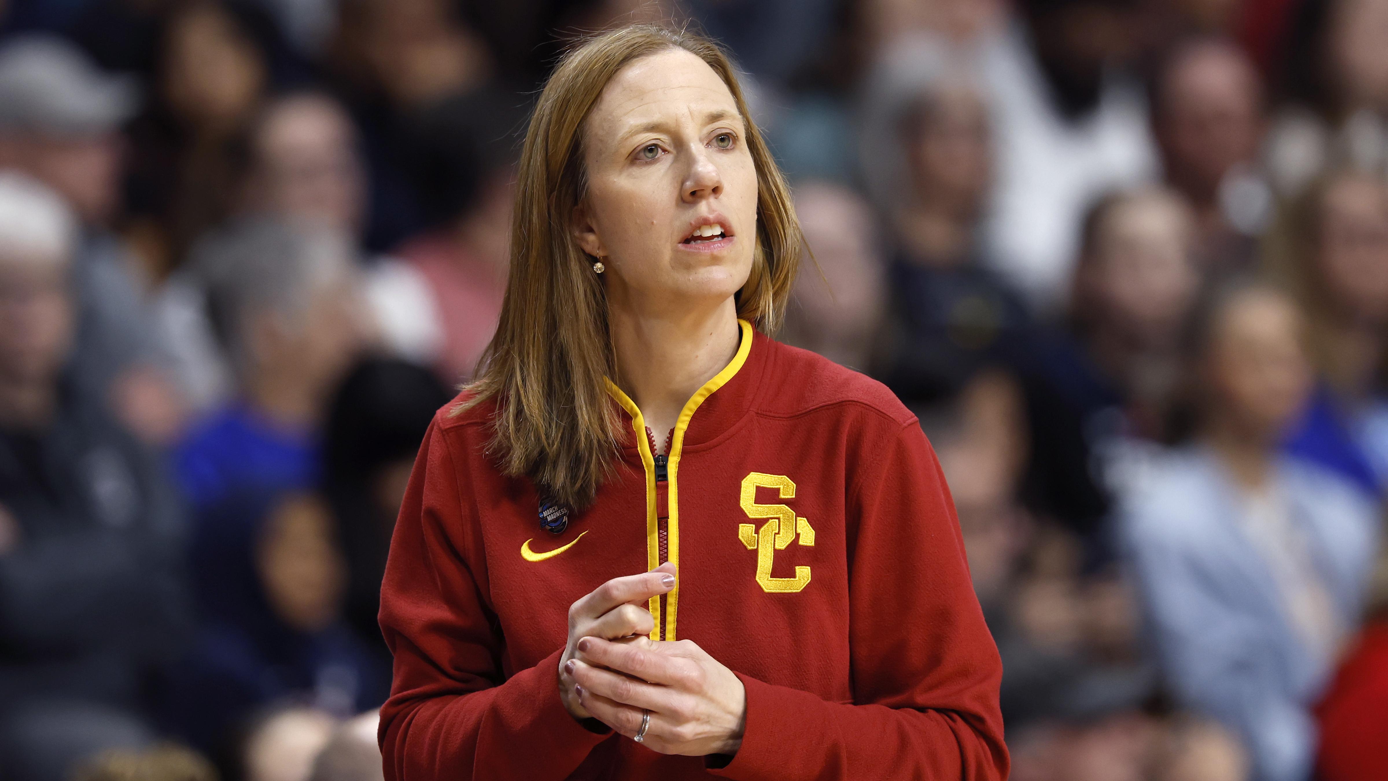 Uconn v USC