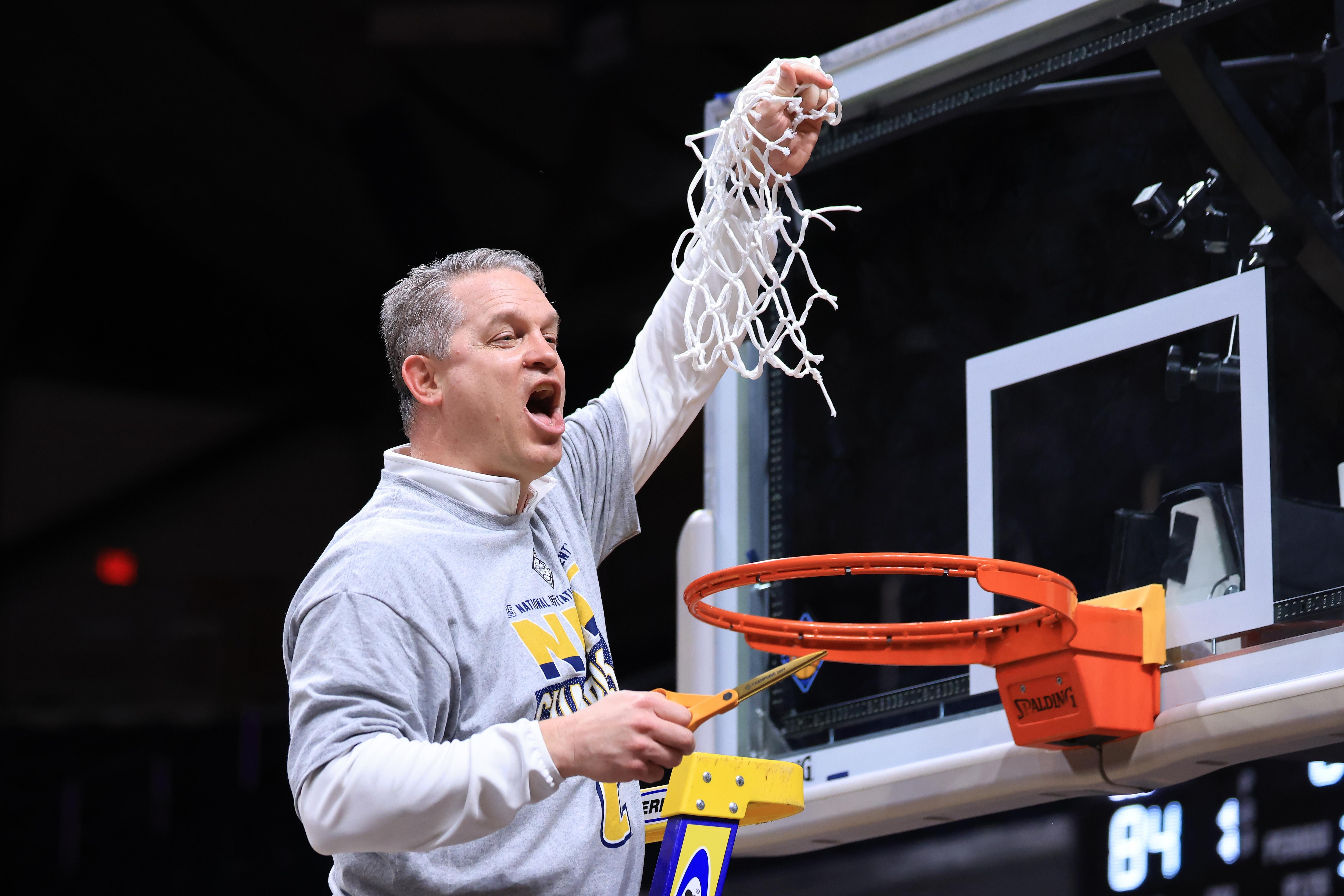 Chattanooga v UC Irvine