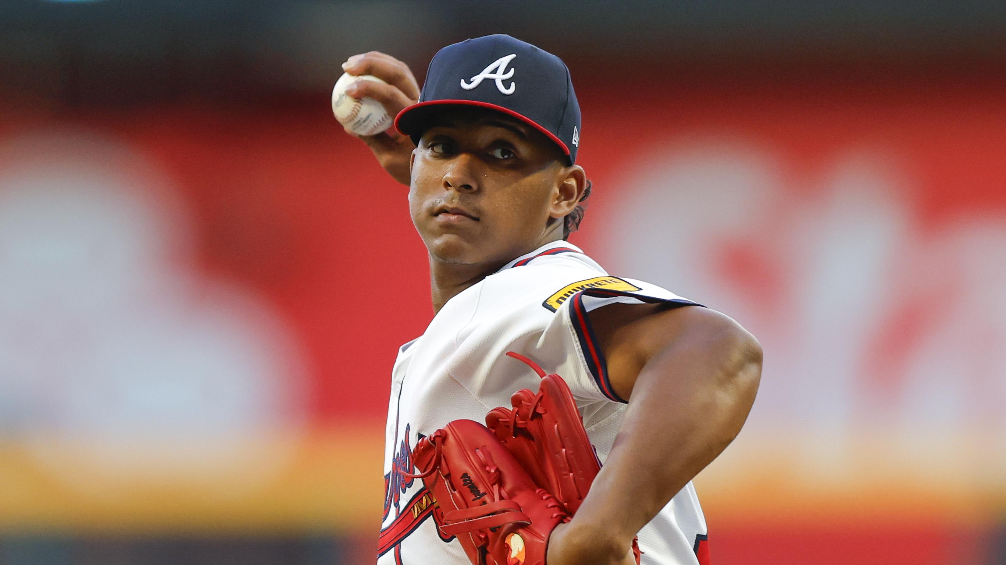 Los Angeles Angels v Atlanta Braves