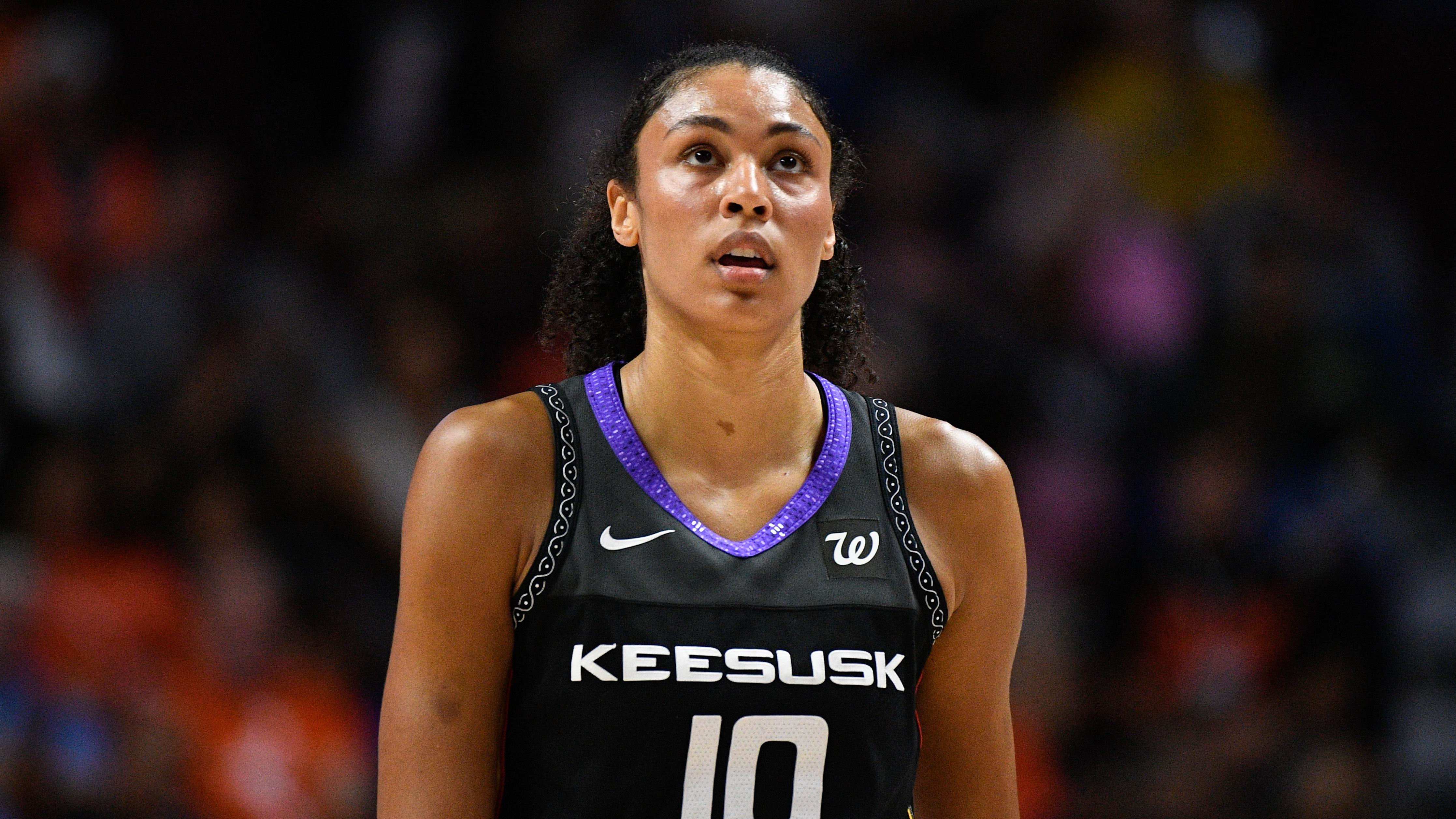 WNBA: AUG 13 Chicago Sky at Connecticut Sun