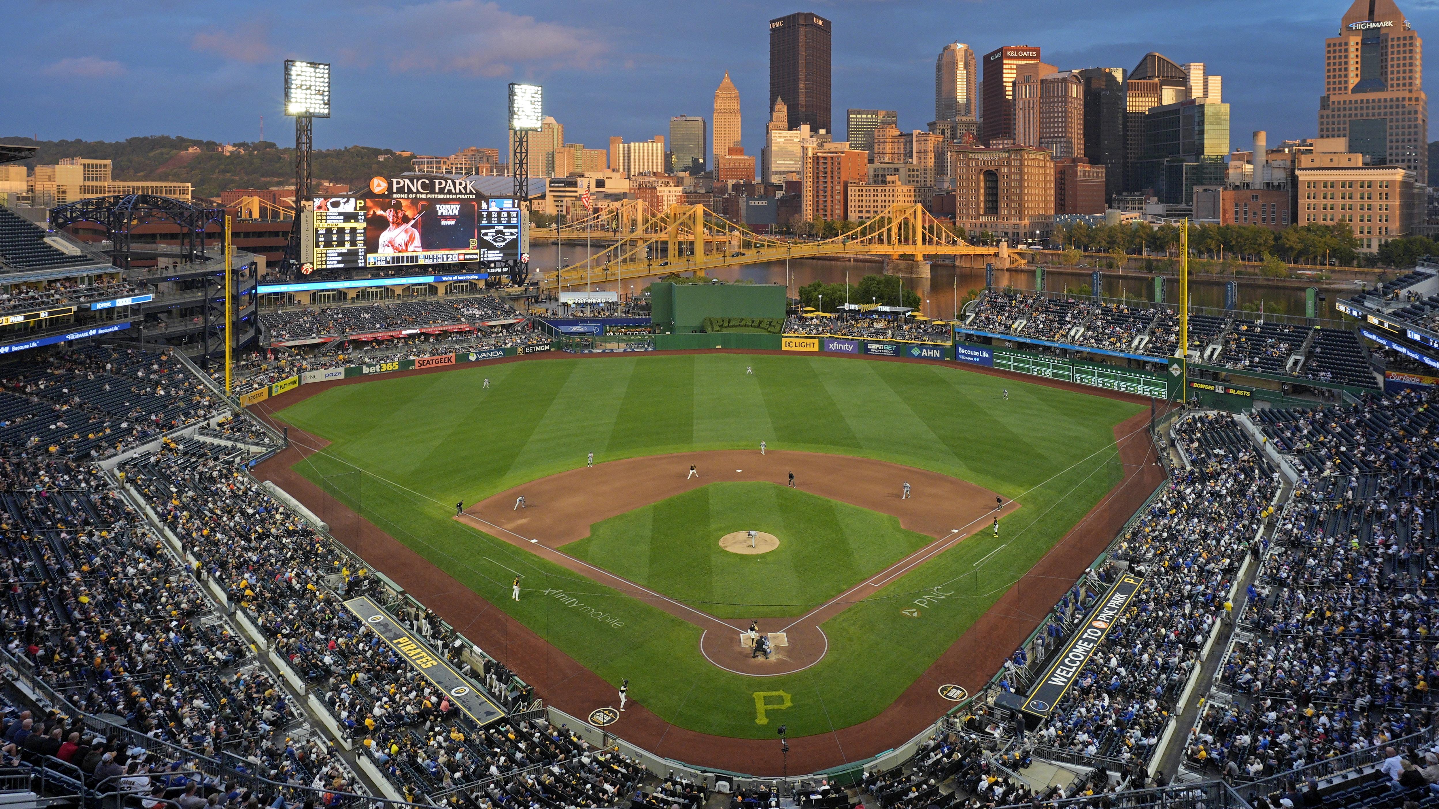 MLB: SEP 04 Dodgers at Pirates