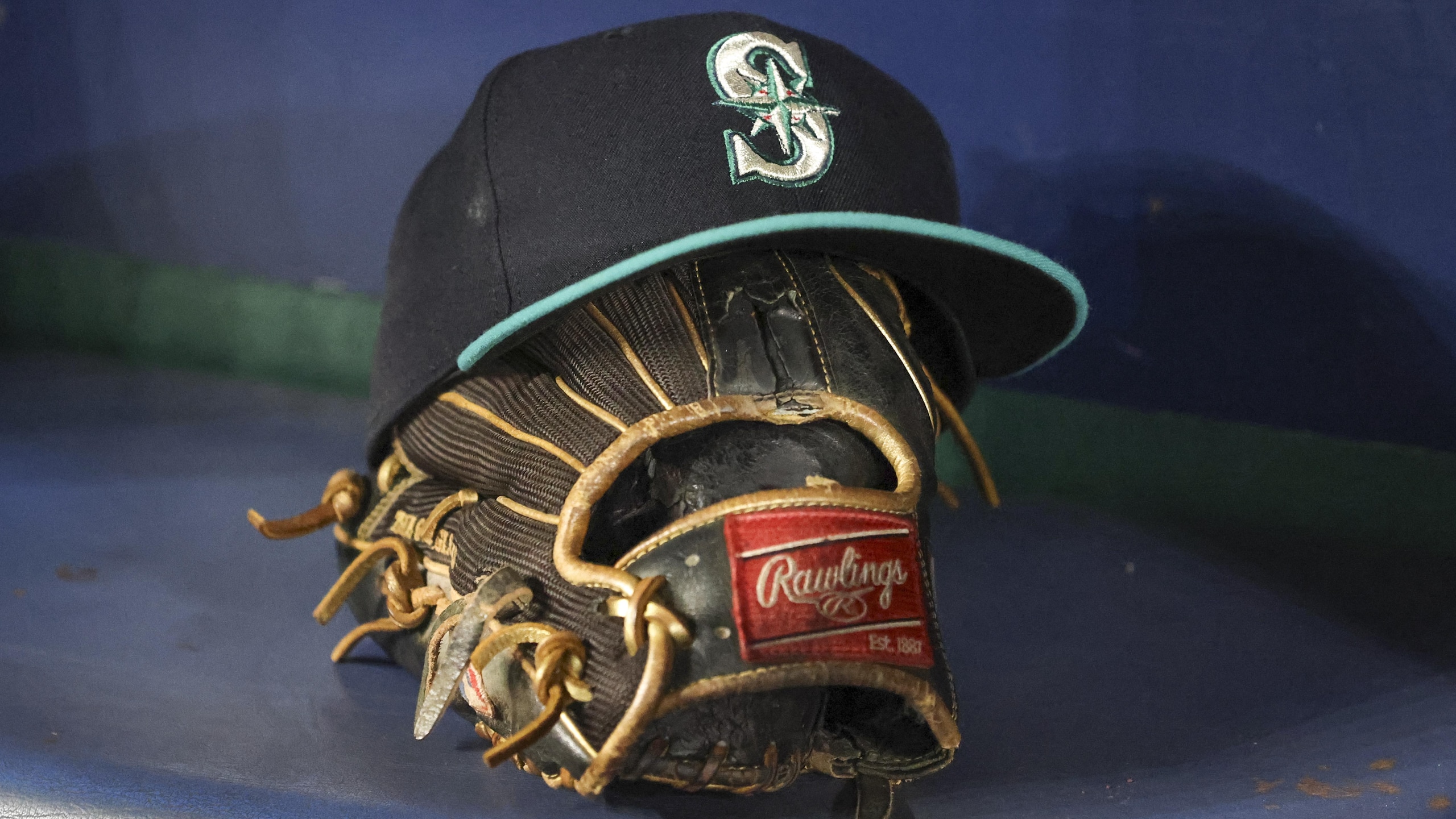MLB: SEP 16 Mariners at Royals MLB: SEP 16 Mariners at Royals