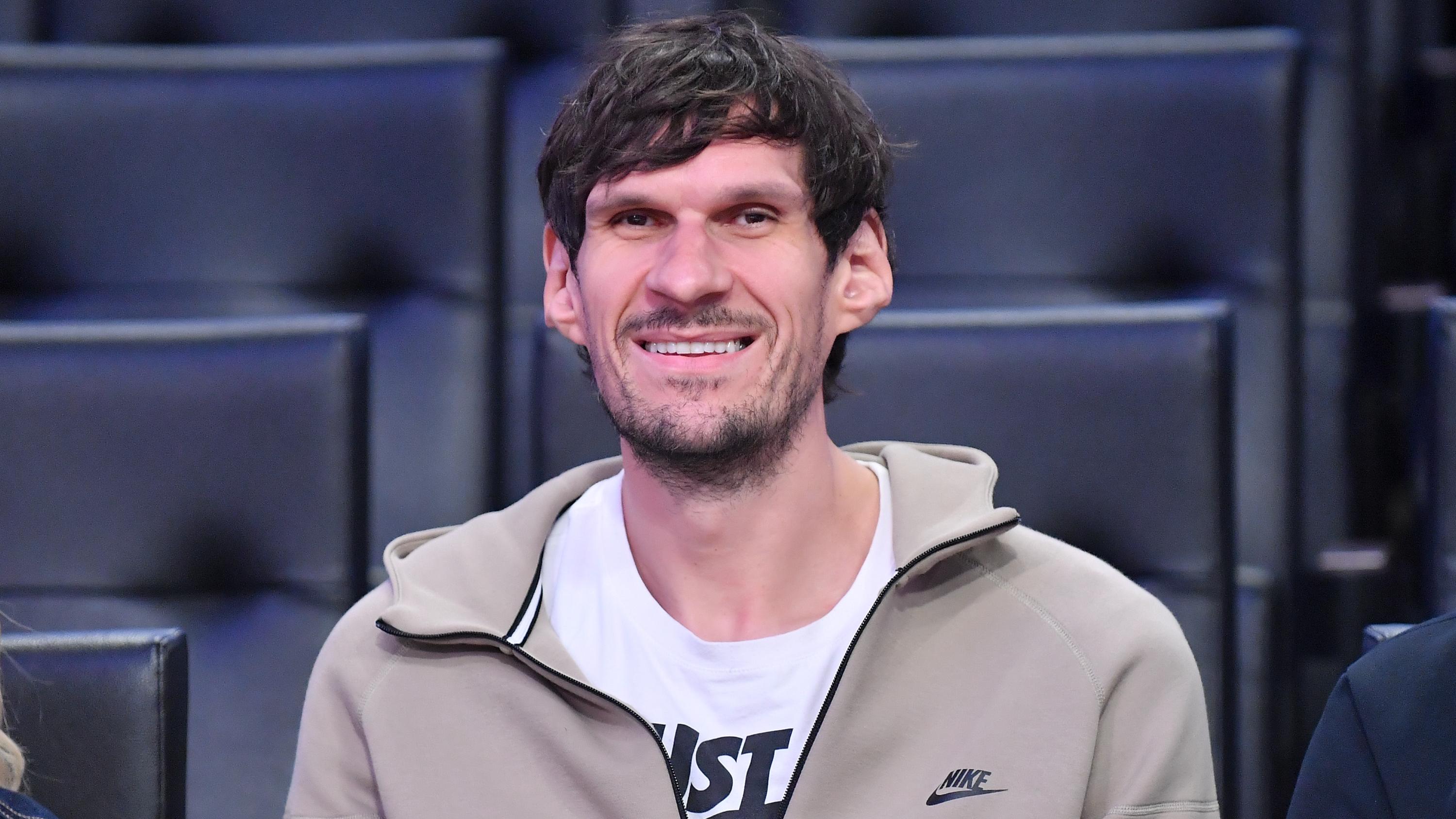 Celebrities At The Los Angeles Lakers Game