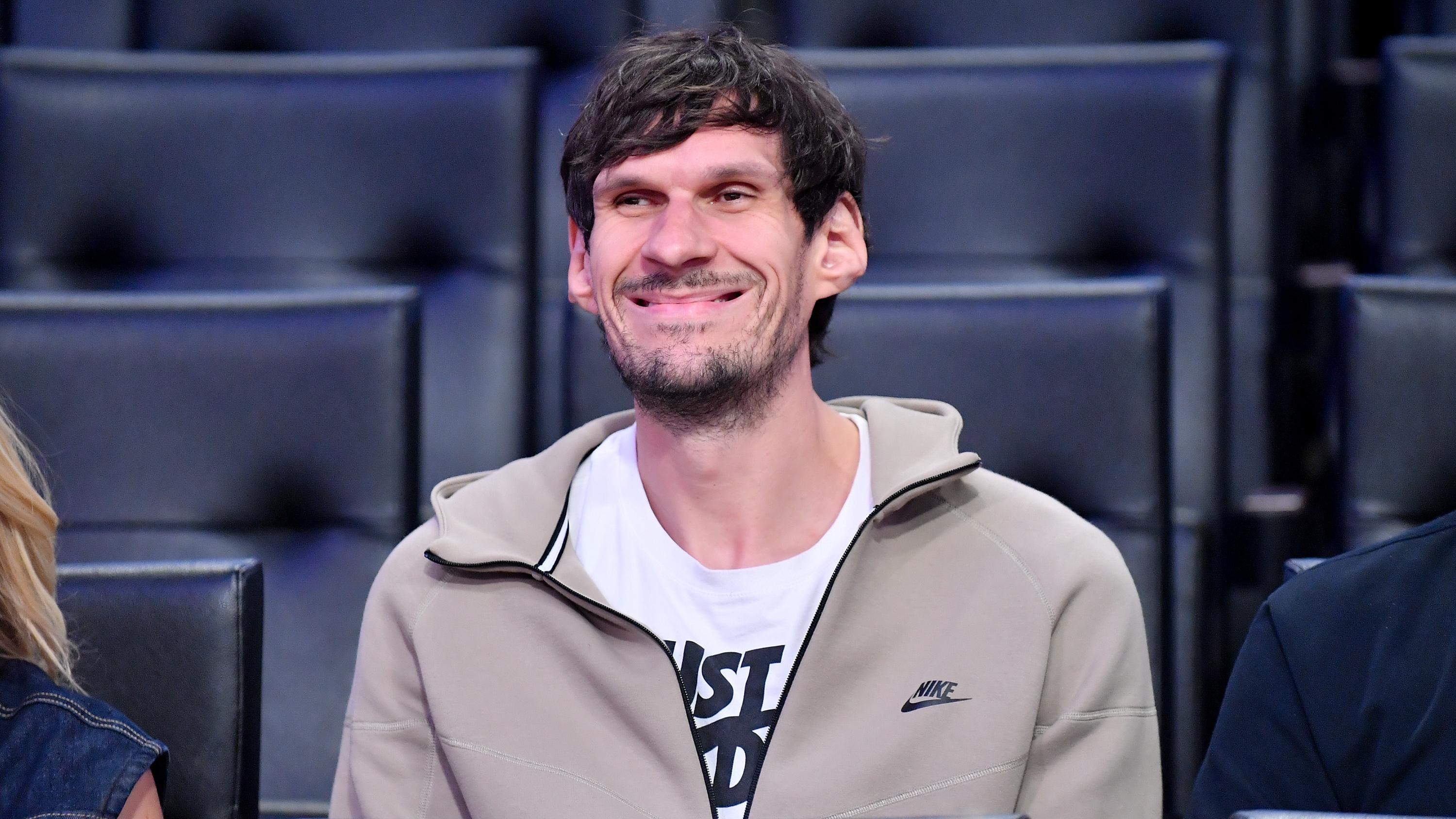 Celebrities At The Los Angeles Lakers Game