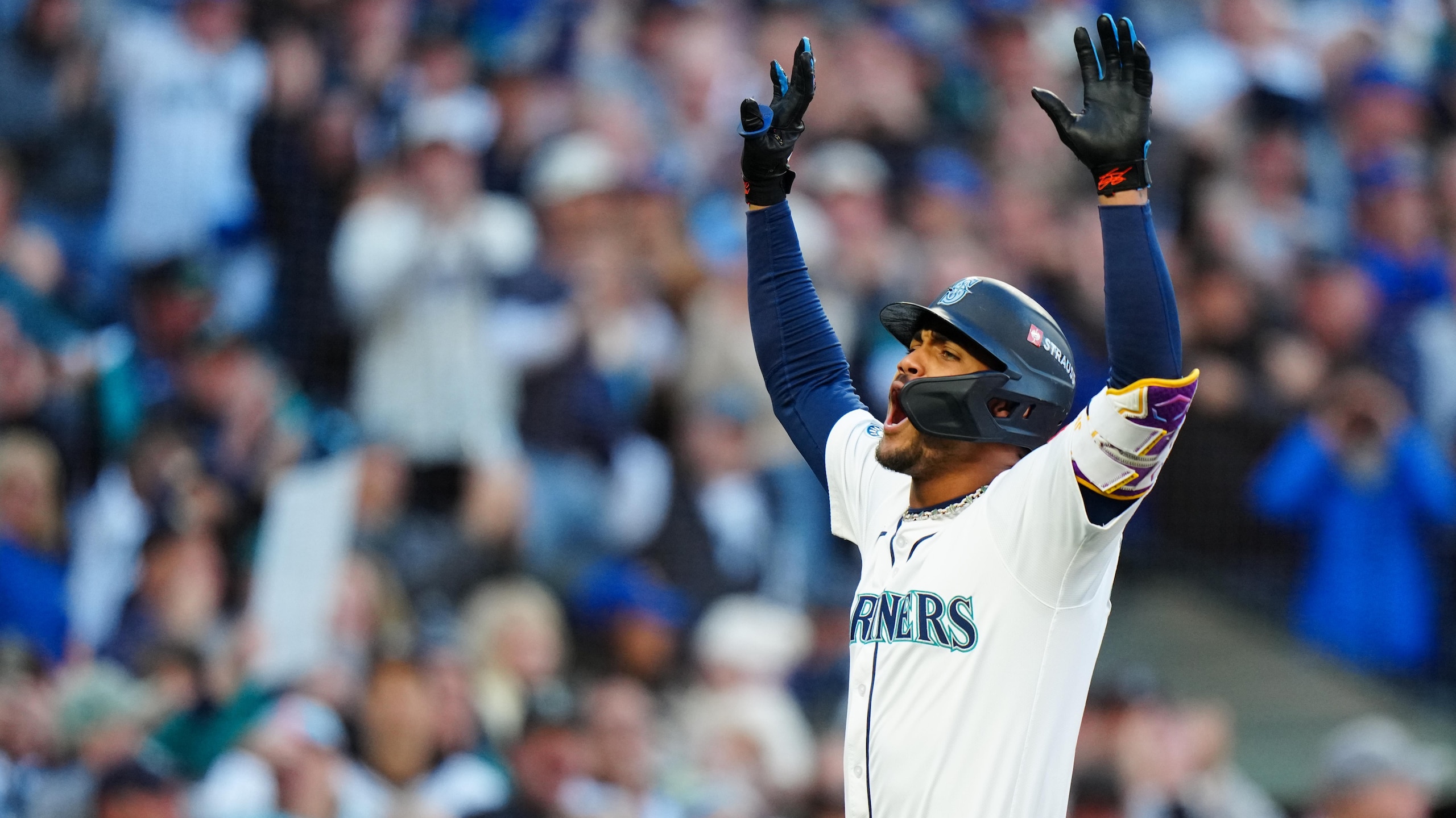 Championship Series - Toronto Blue Jays v Seattle Mariners - Game 3 Championship Series - Toronto Blue Jays v Seattle Mariners - Game 3