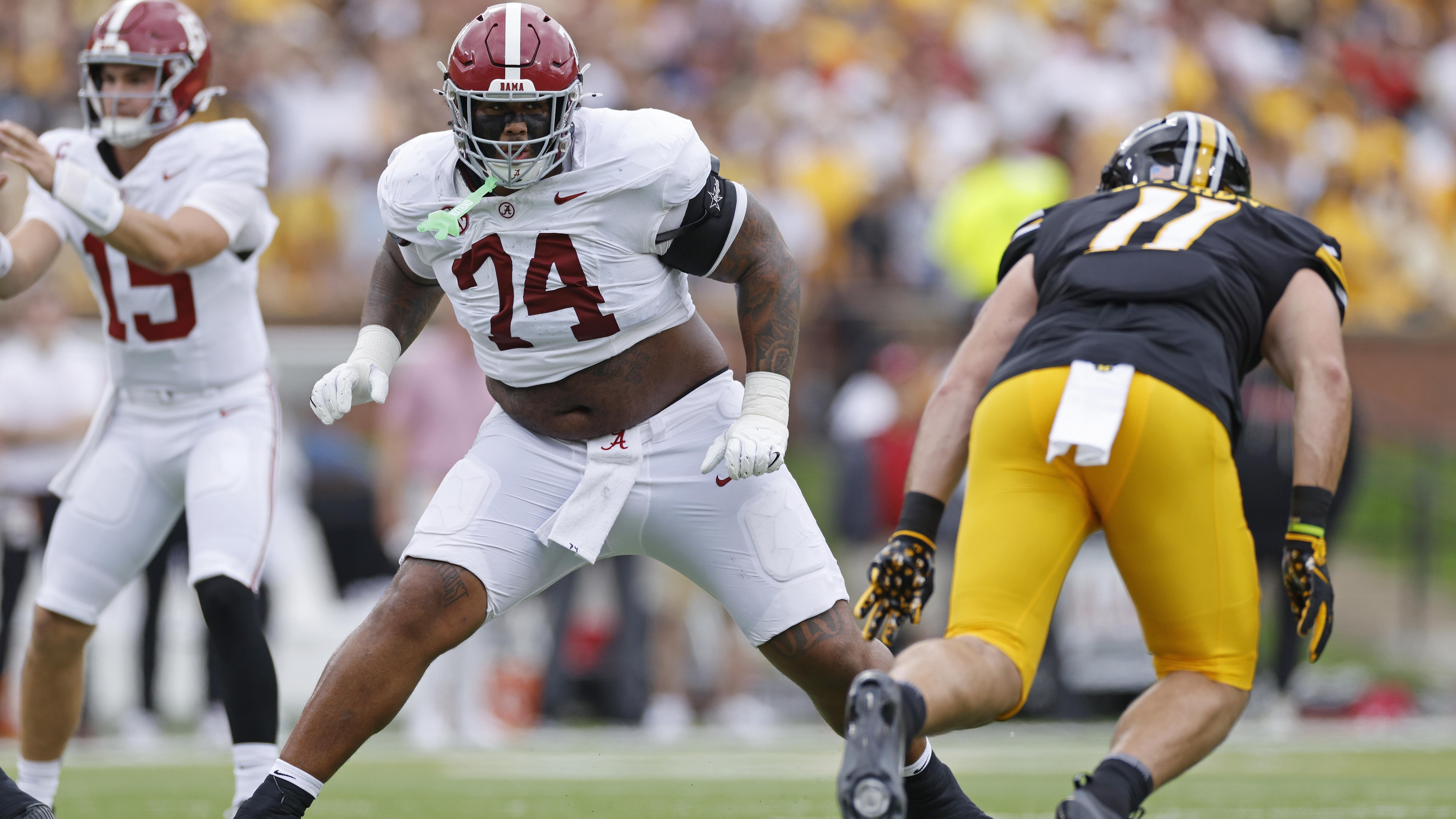 COLLEGE FOOTBALL: OCT 11 Alabama at Missouri COLLEGE FOOTBALL: OCT 11 Alabama at Missouri