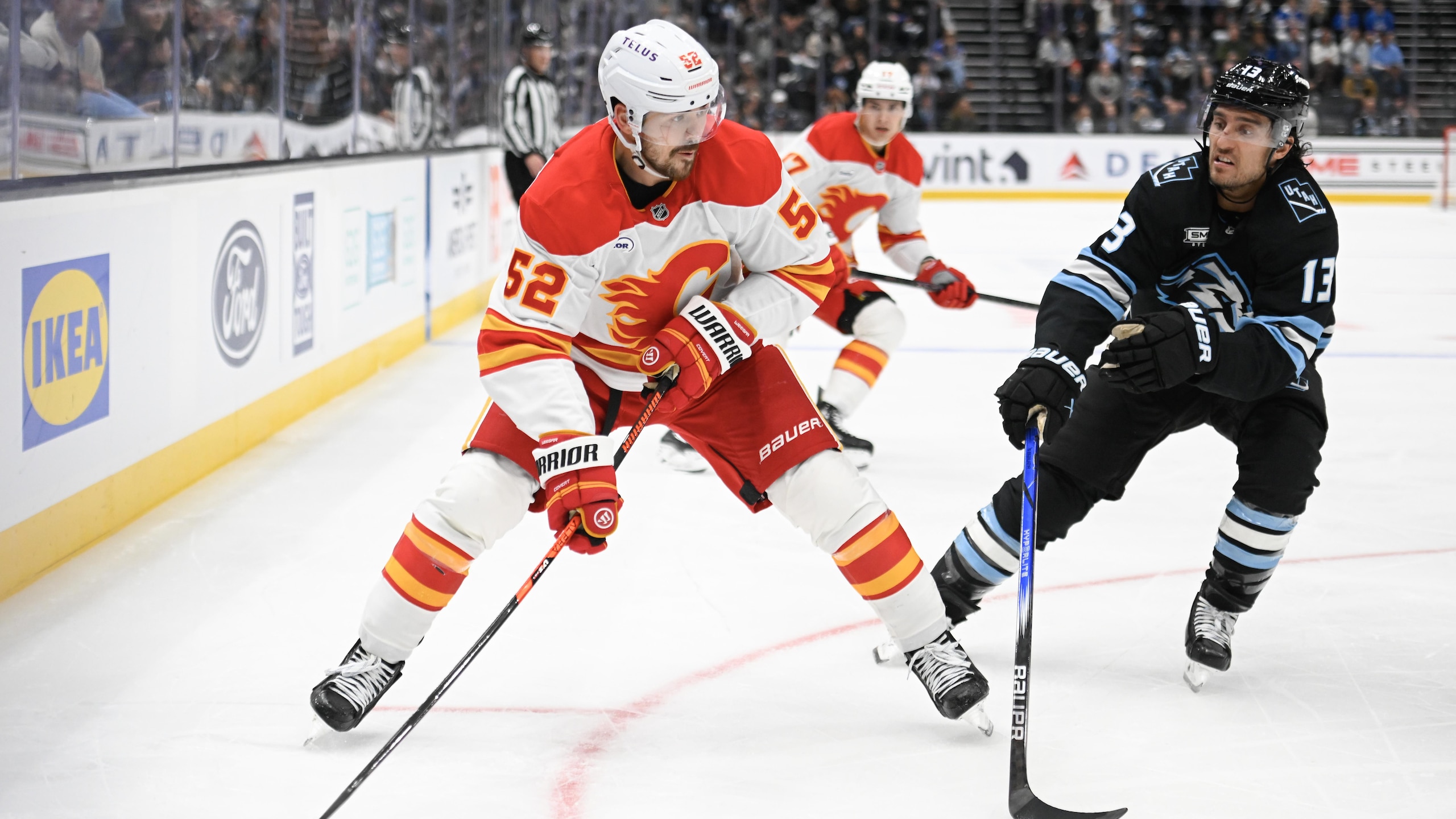 Calgary Flames v Utah Mammoth