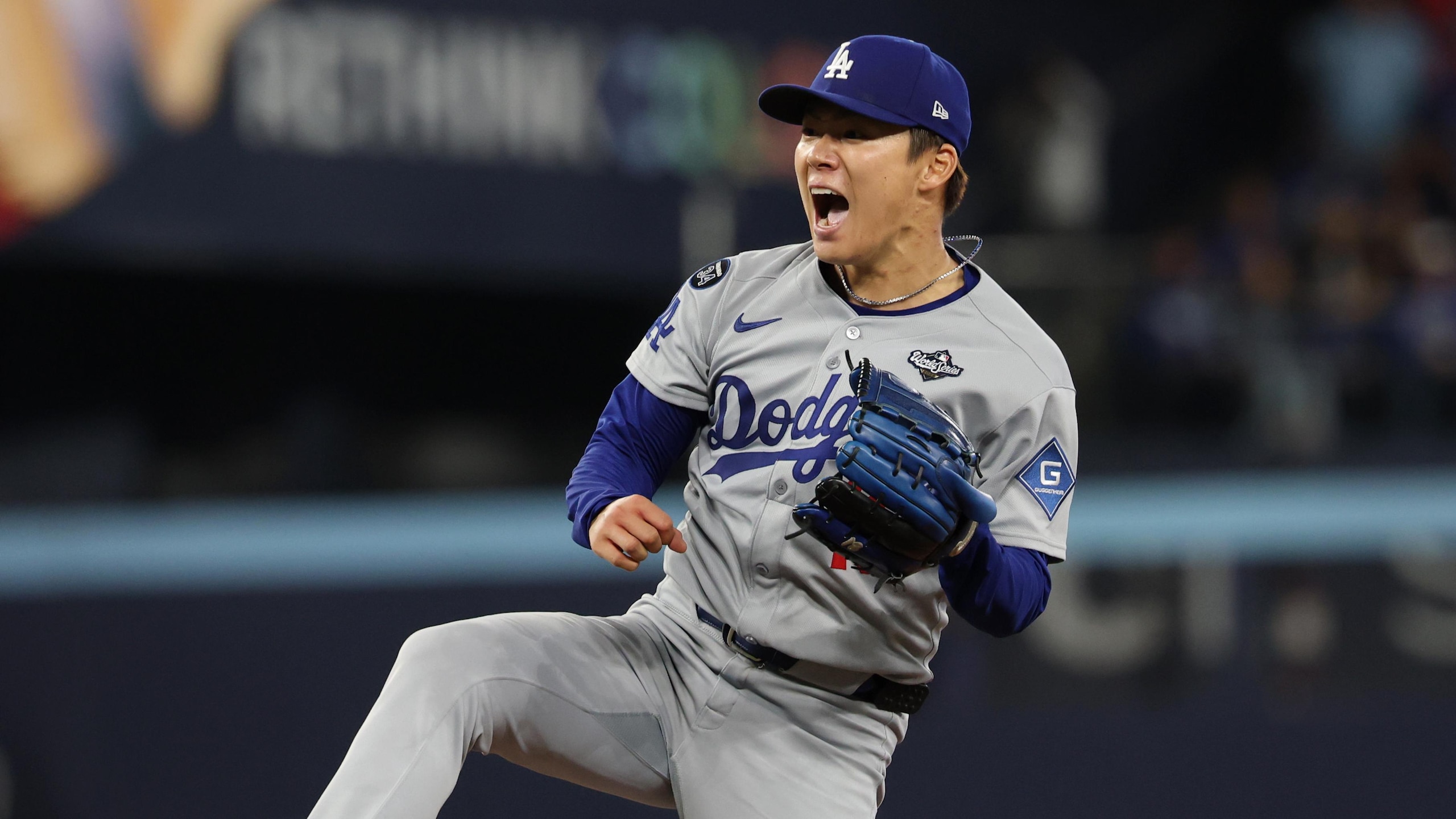 Dodgers and Blue Jays in game 6 of the world series at Rogers Centre.