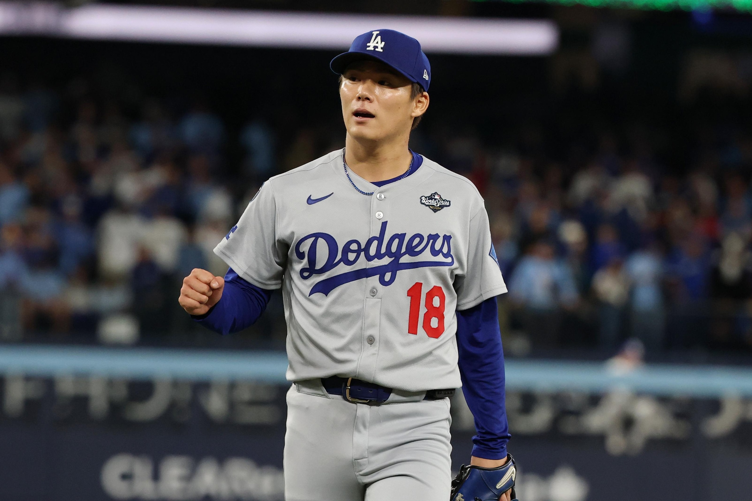 Dodgers and Blue Jays in game 7 of the world series at Rogers Centre. Dodgers and Blue Jays in game 7 of the world series at Rogers Centre.