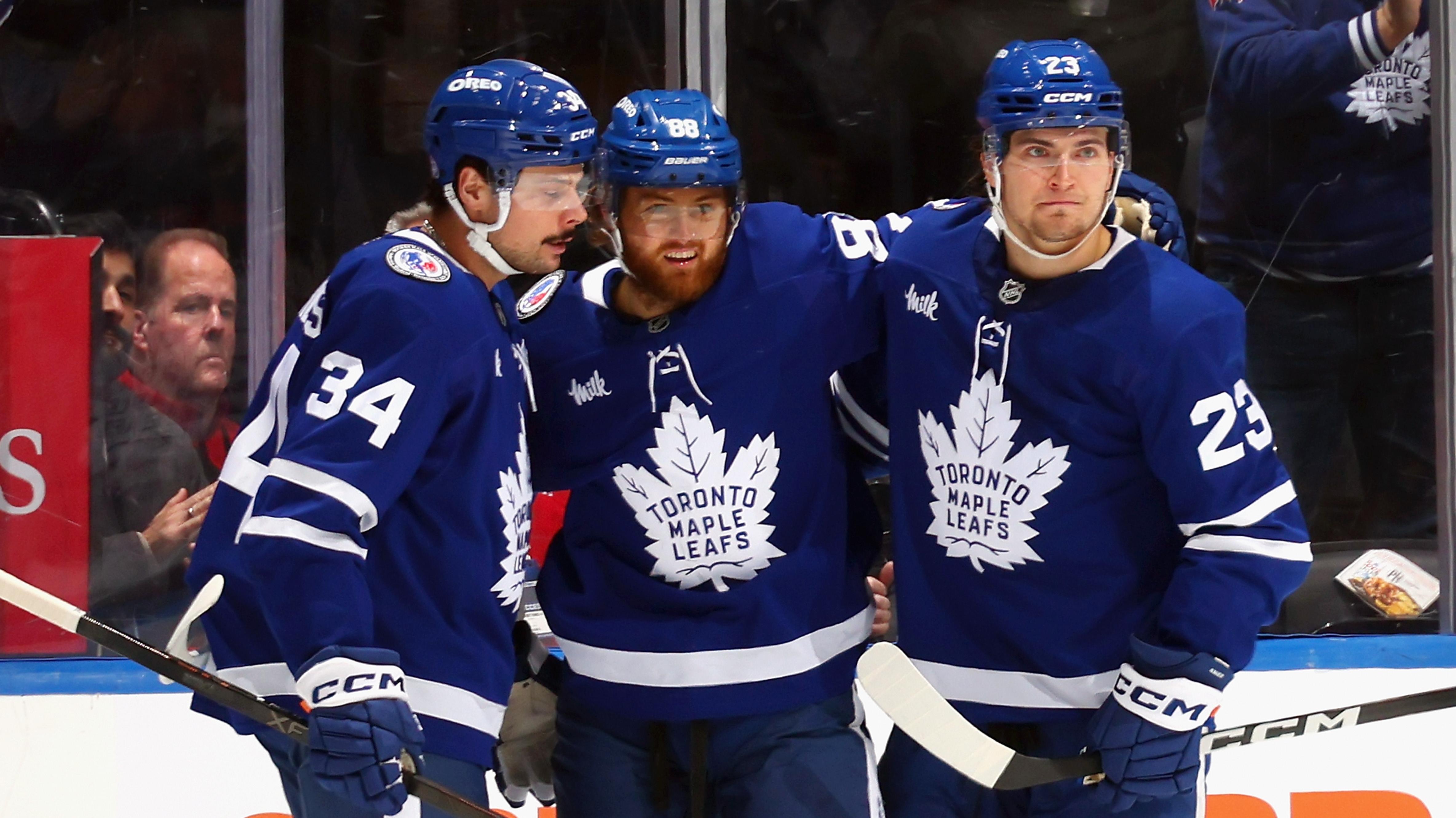 Carolina Hurricanes v Toronto Maple Leafs