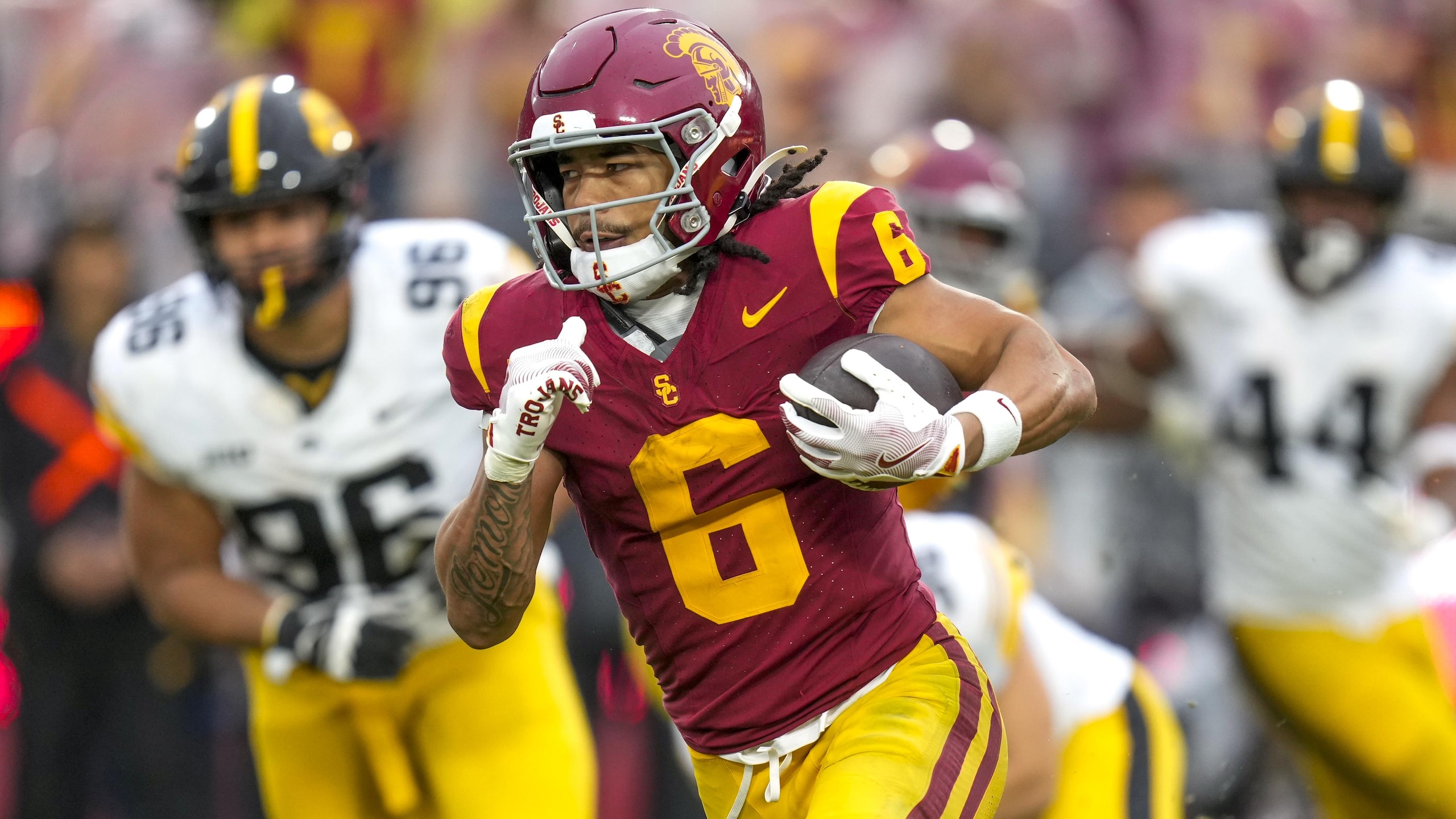 Iowa v USC