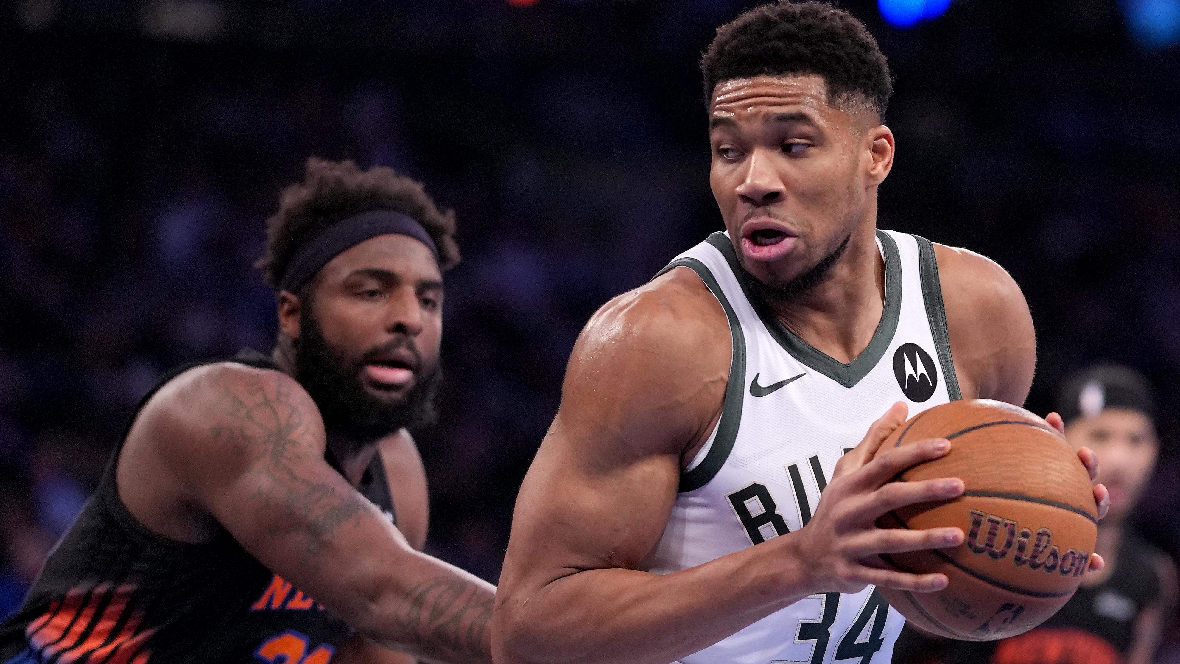 Milwaukee Bucks v New York Knicks