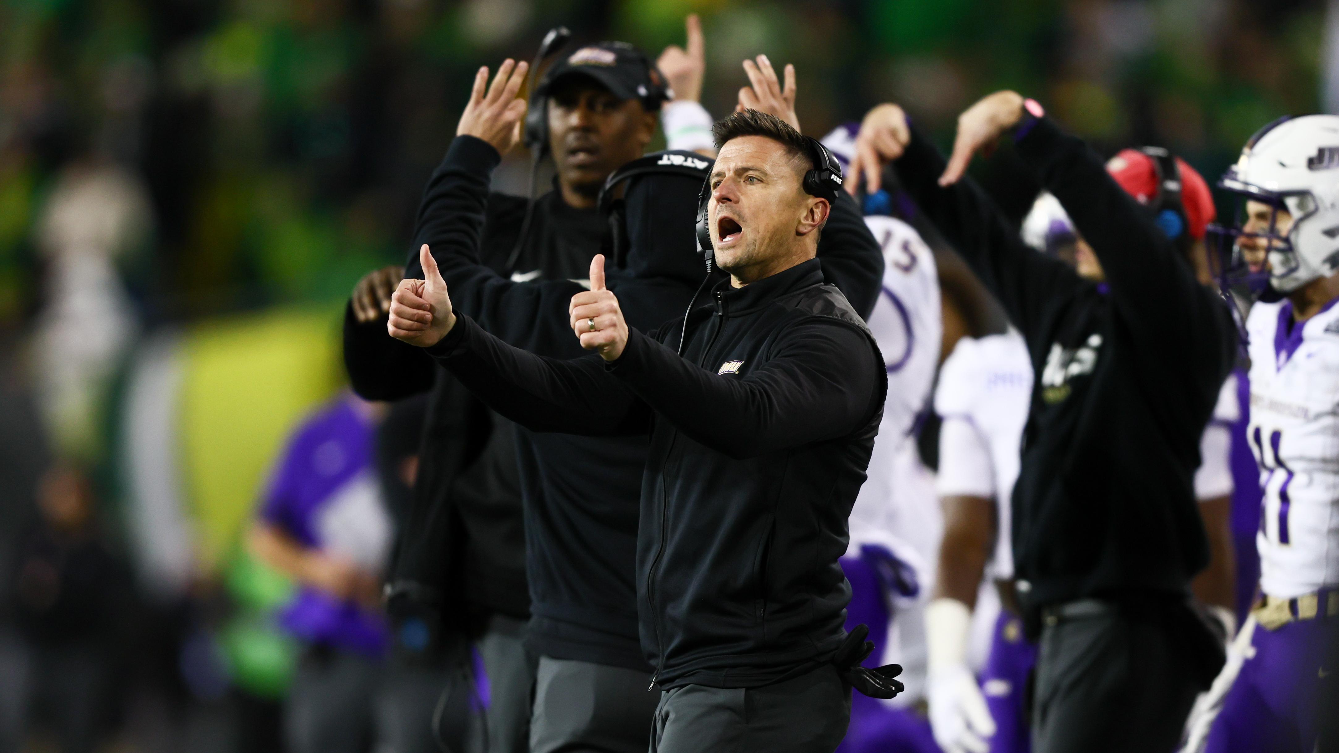 2025 College Football Playoff First Round Game - James Madison v Oregon