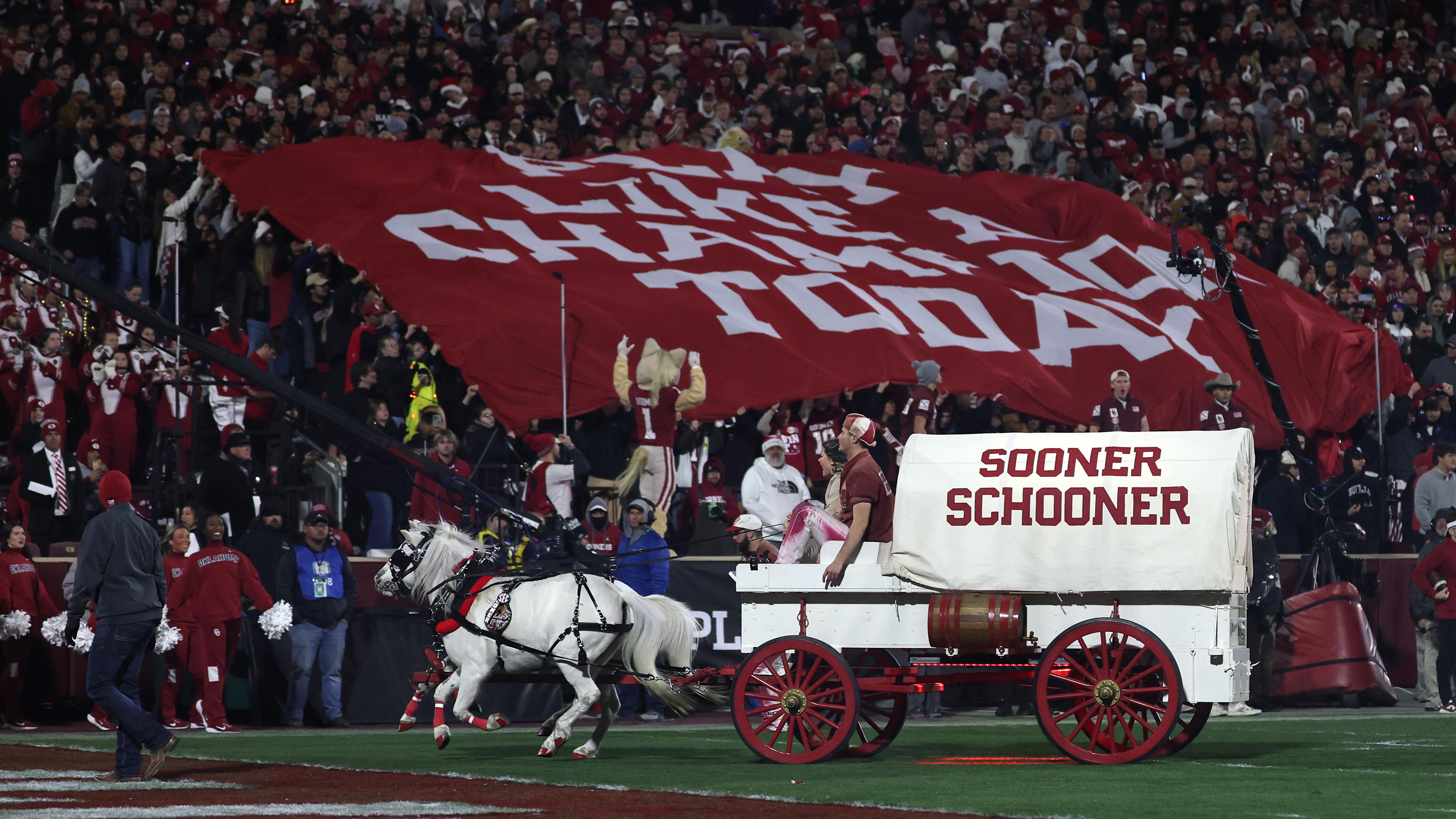 2025 College Football Playoff First Round Game - Alabama v Oklahoma