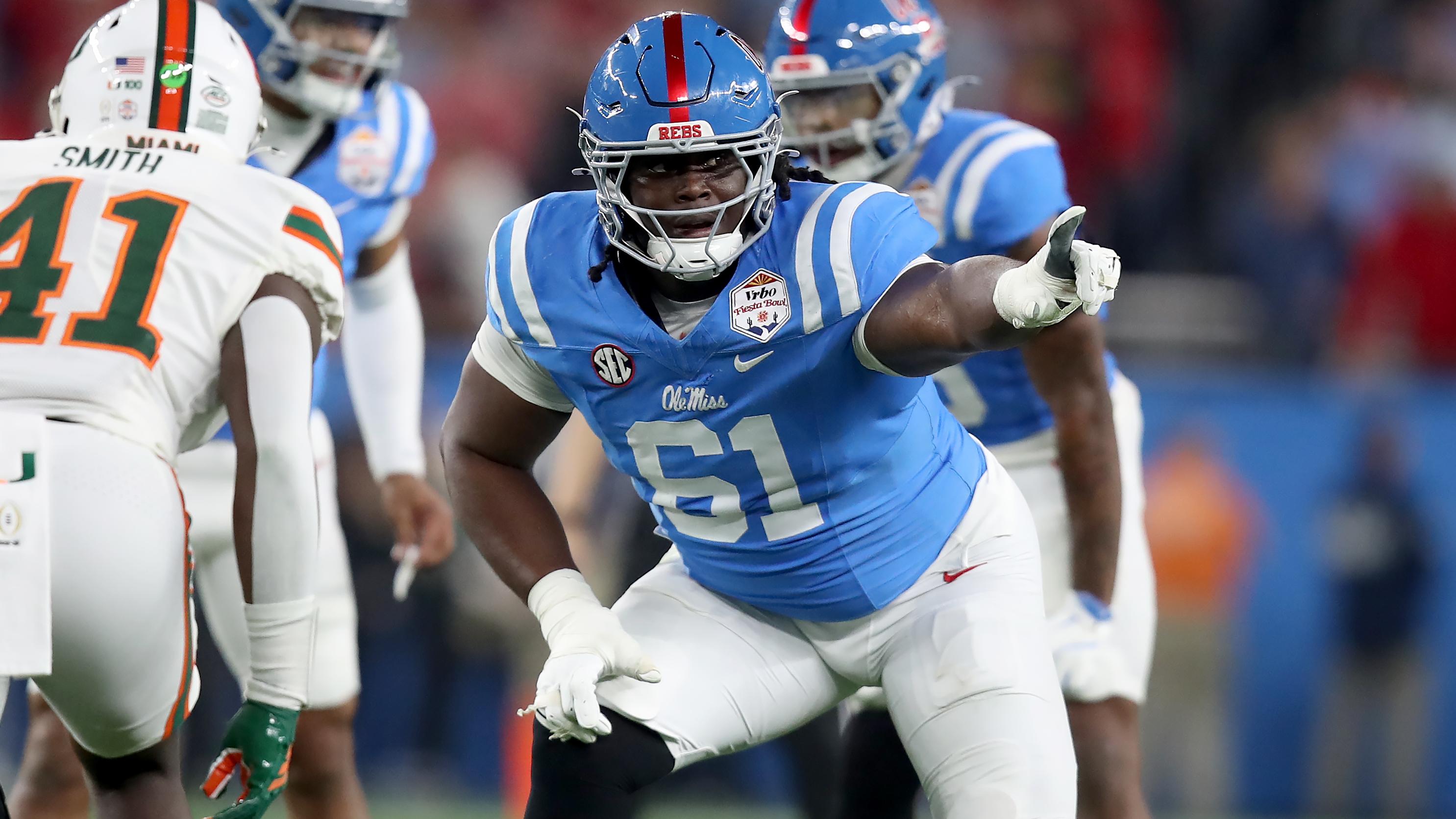 COLLEGE FOOTBALL: JAN 08 College Football Playoff Semifinal at the Vrbo Fiesta Bowl Miami vs Ole Miss