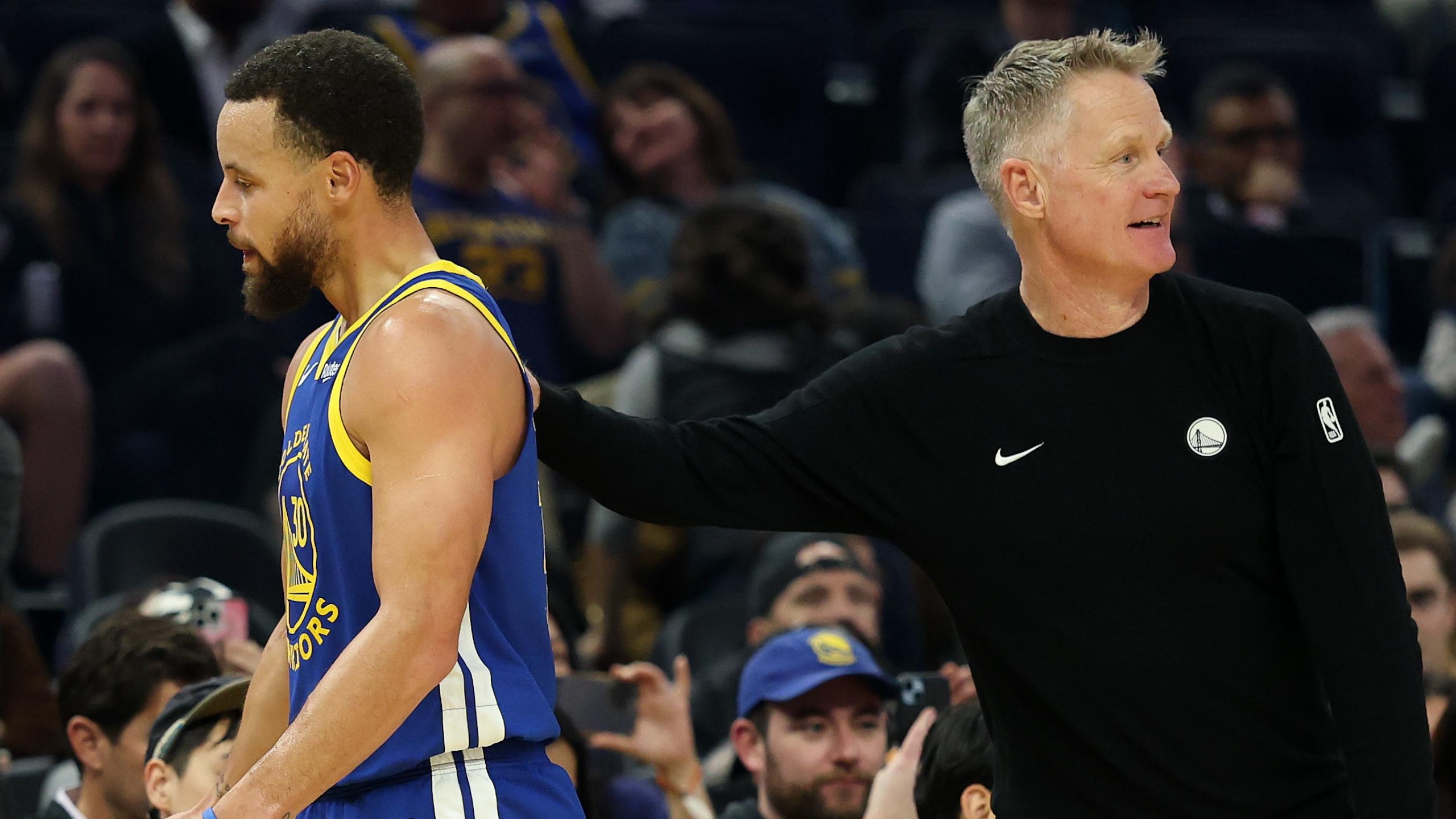 Milwaukee Bucks v Golden State Warriors Milwaukee Bucks v Golden State Warriors