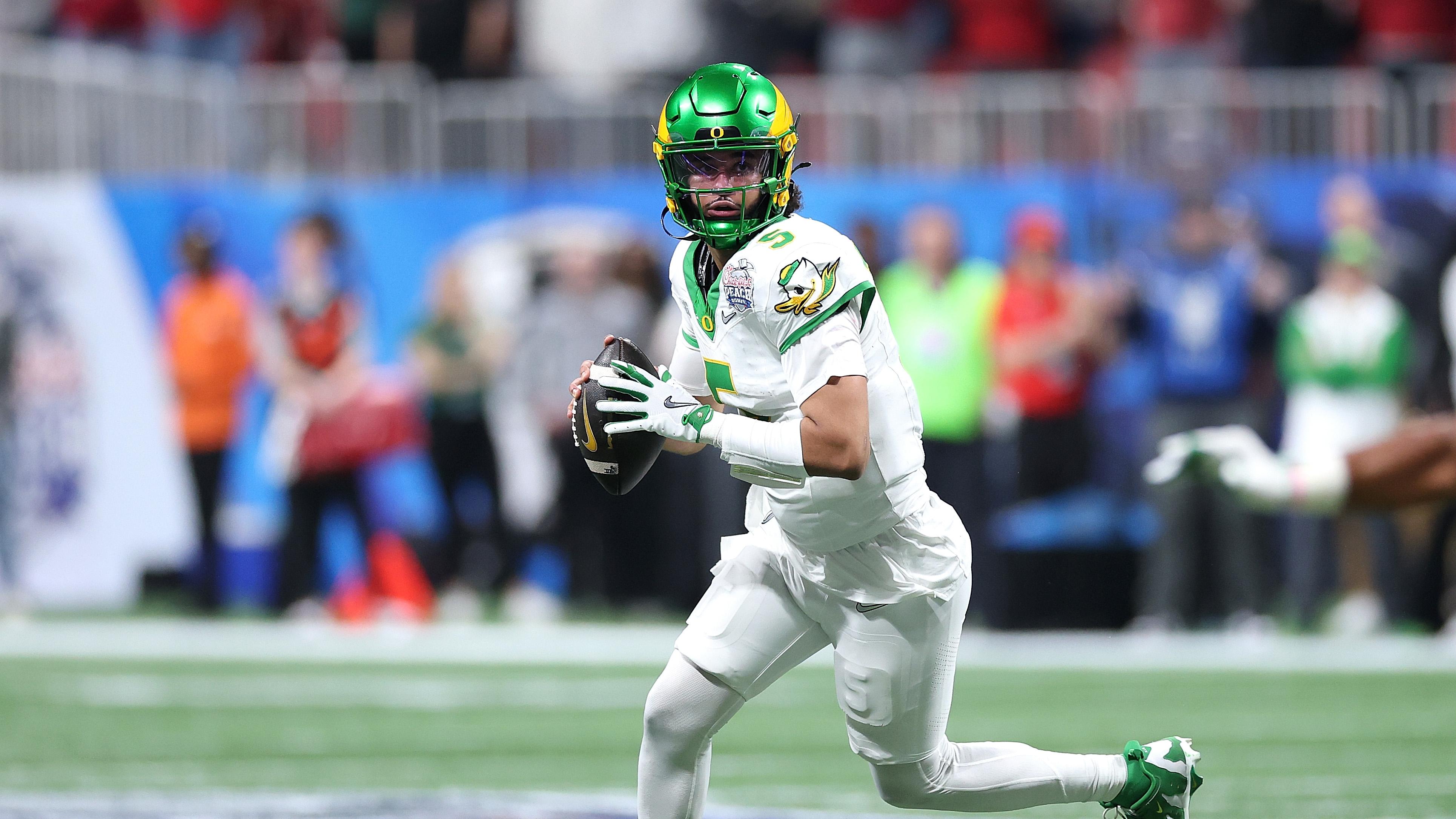 College Football Playoff Semifinal - Chick-fil-A Peach Bowl: Oregon v Indiana