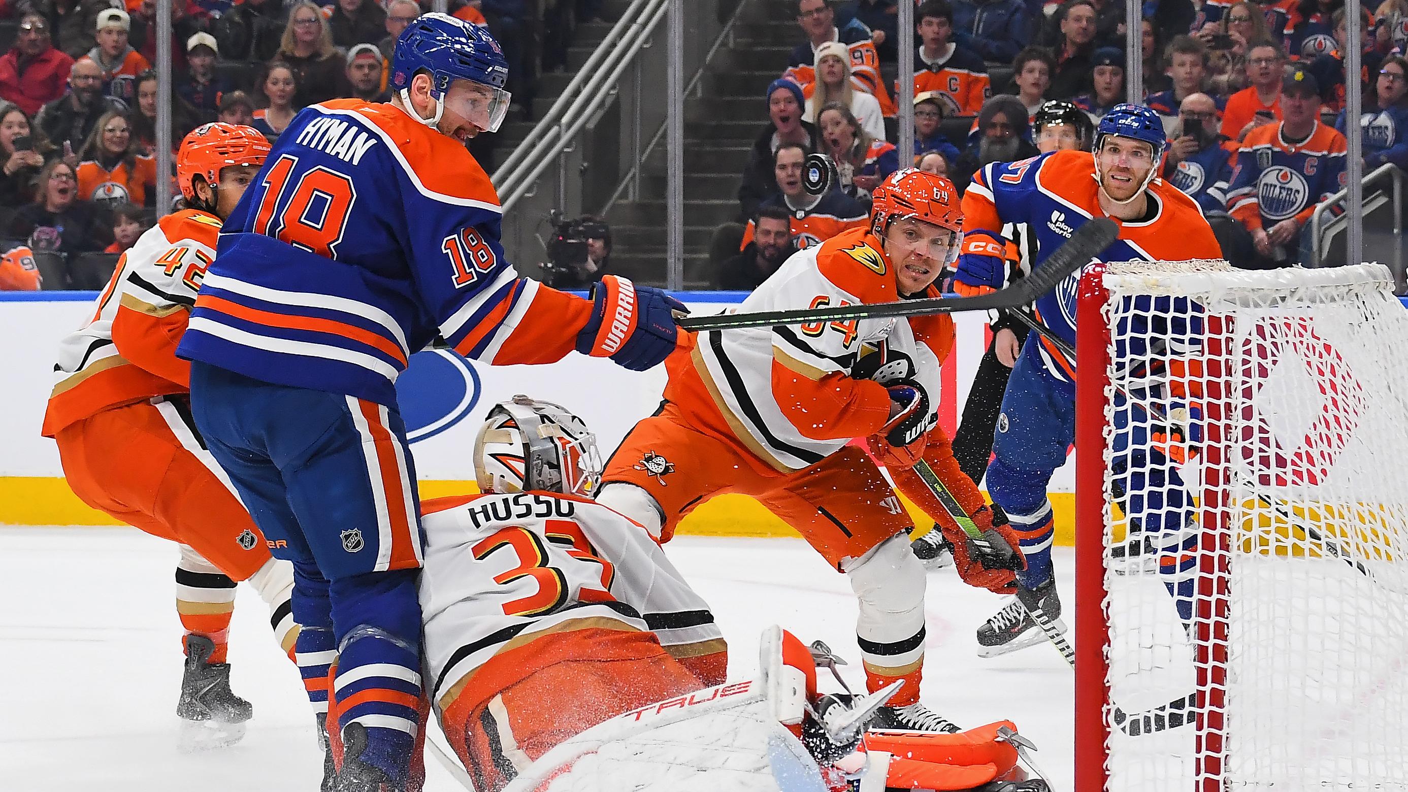 Anaheim Ducks v Edmonton Oilers