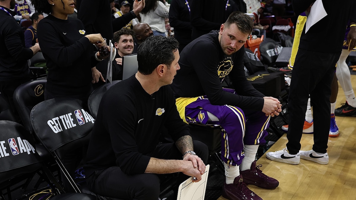 Intimancy Bench New Lakers Rumors Detail Luka Doncic, JJ Redick Relationship After ...