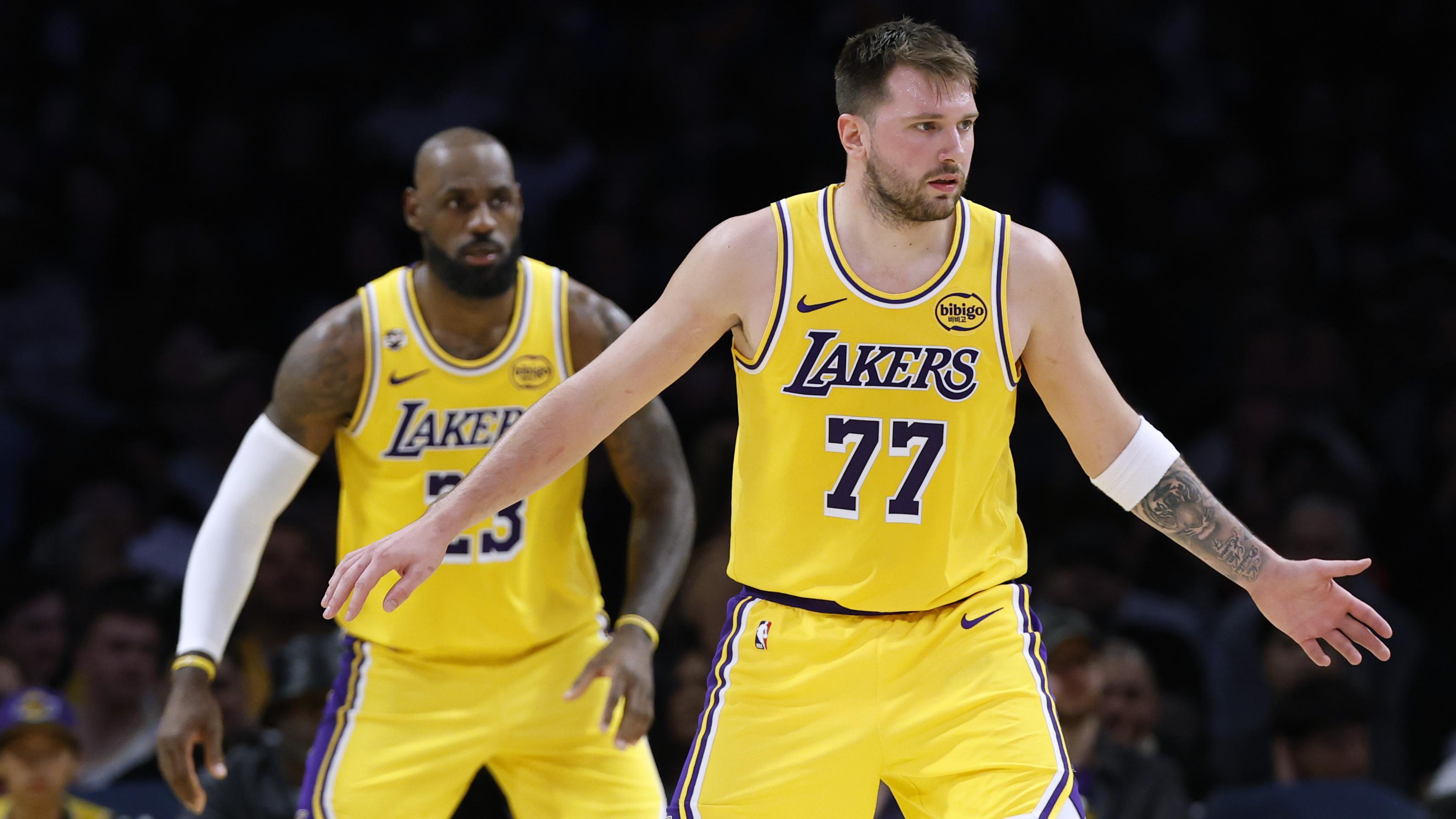 Charlotte Hornets v Los Angeles Lakers