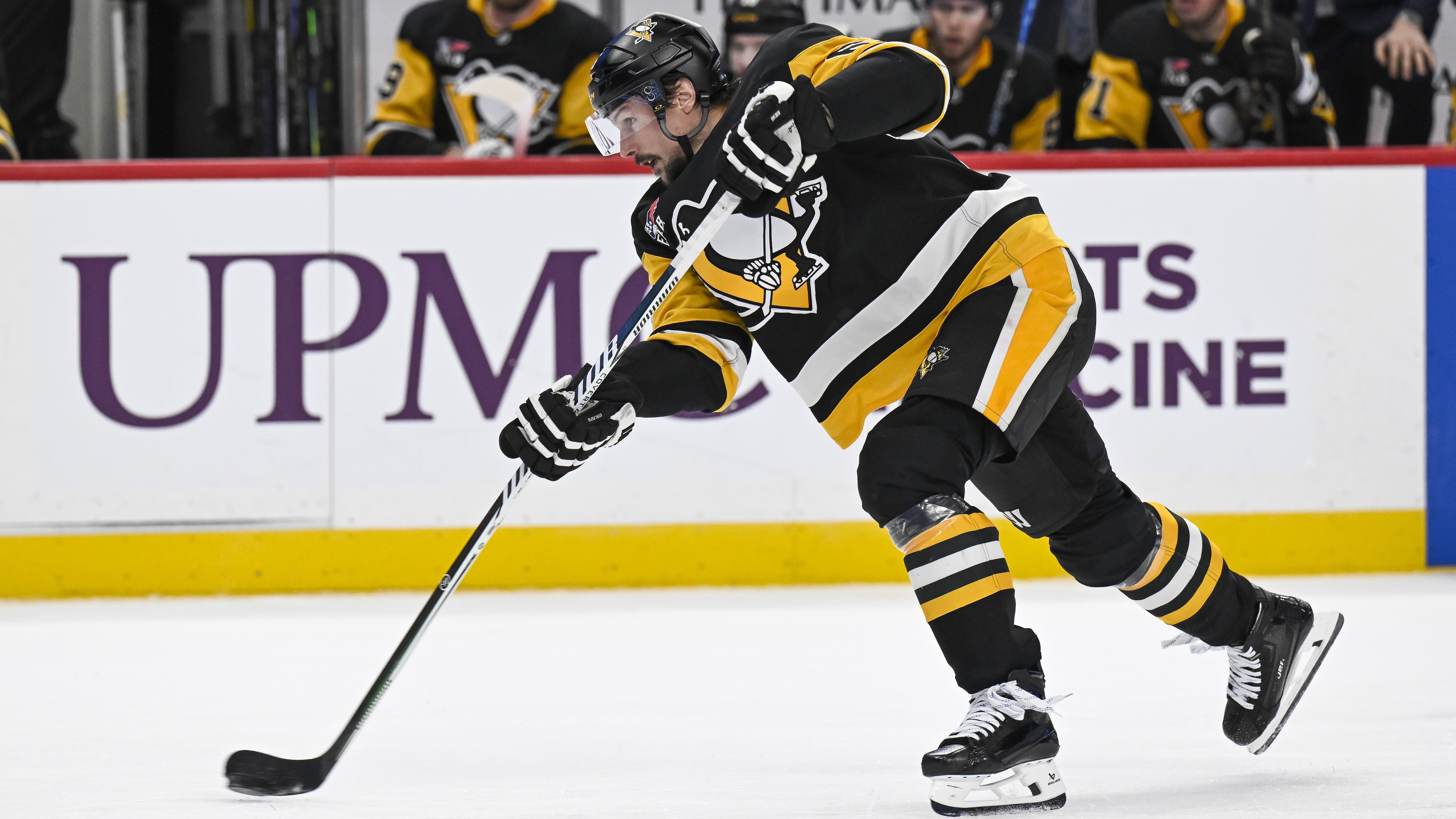 NHL: FEB 02 Senators at Penguins