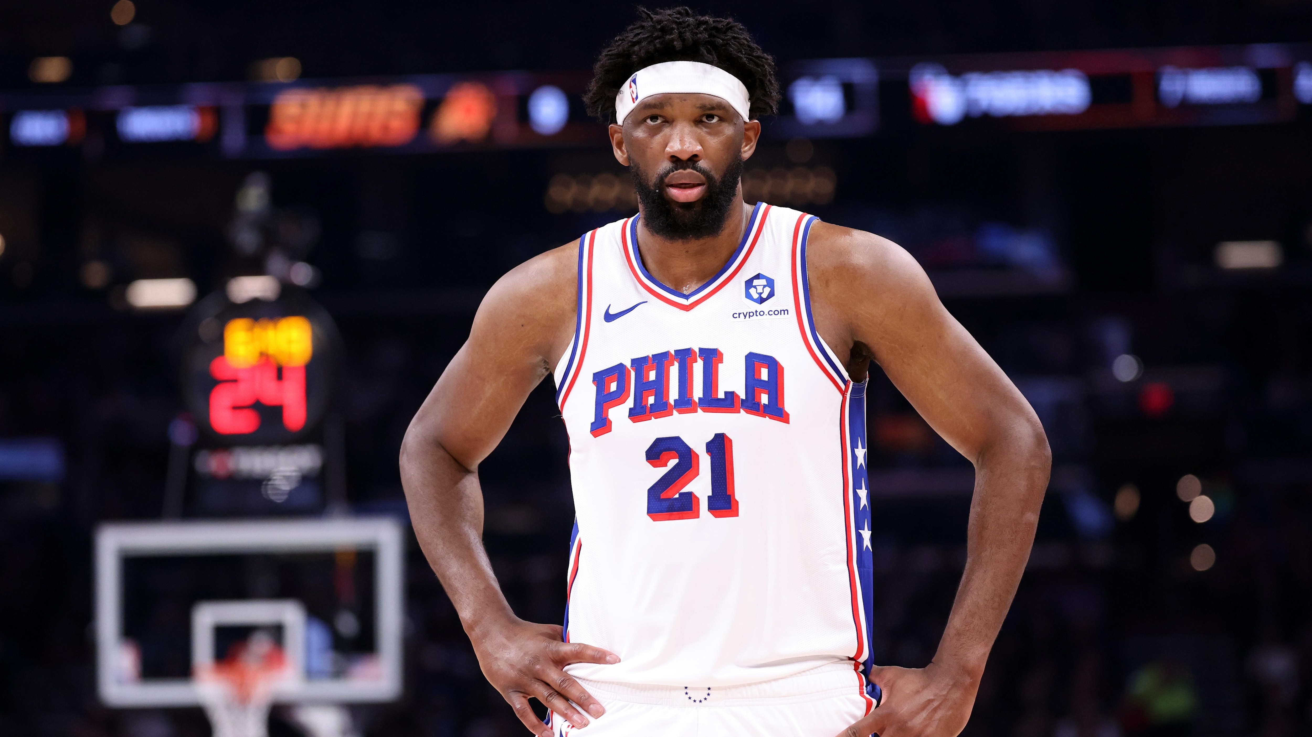 Philadelphia 76ers v Phoenix Suns