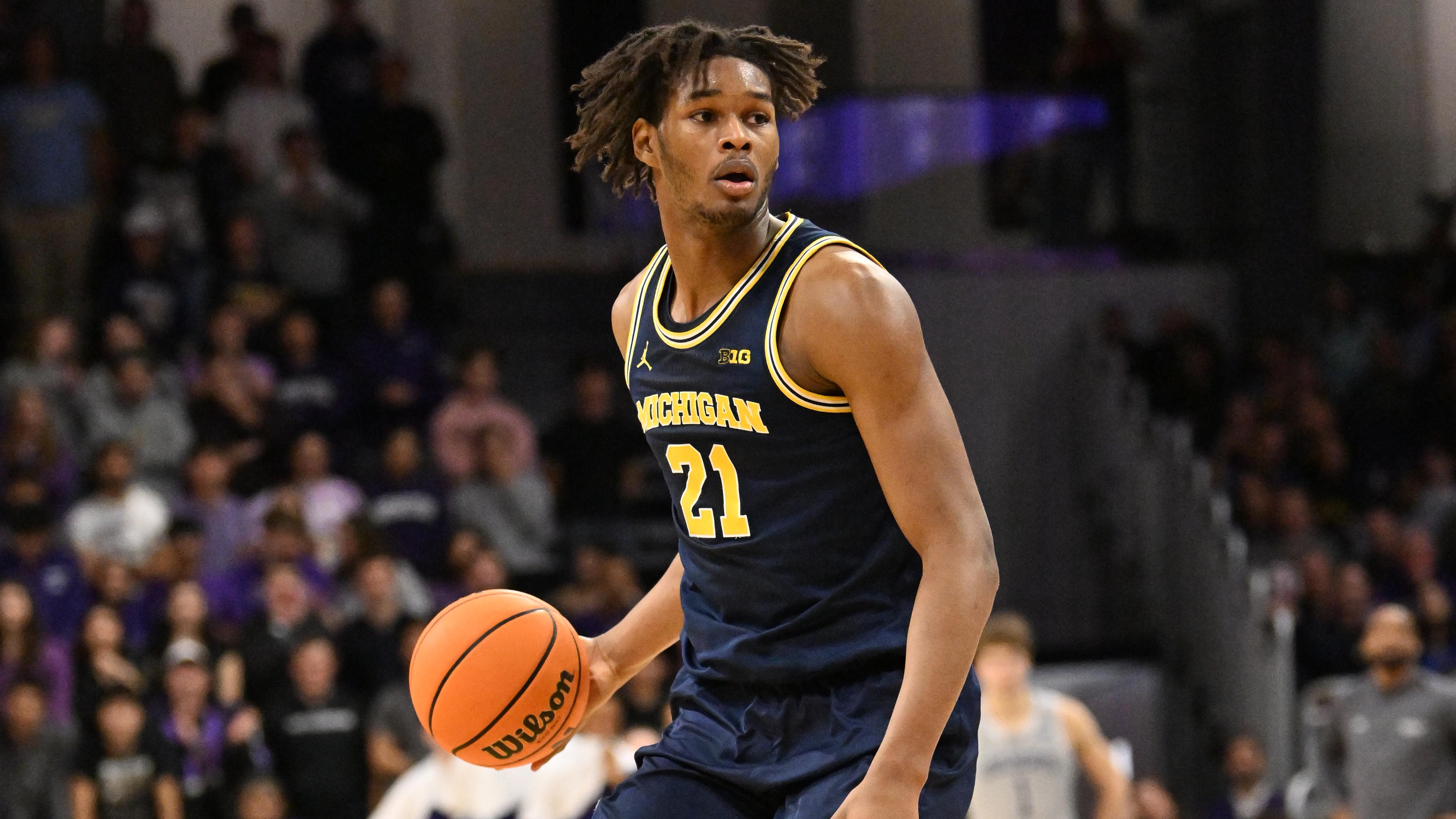 COLLEGE BASKETBALL: FEB 11 Michigan at Northwestern