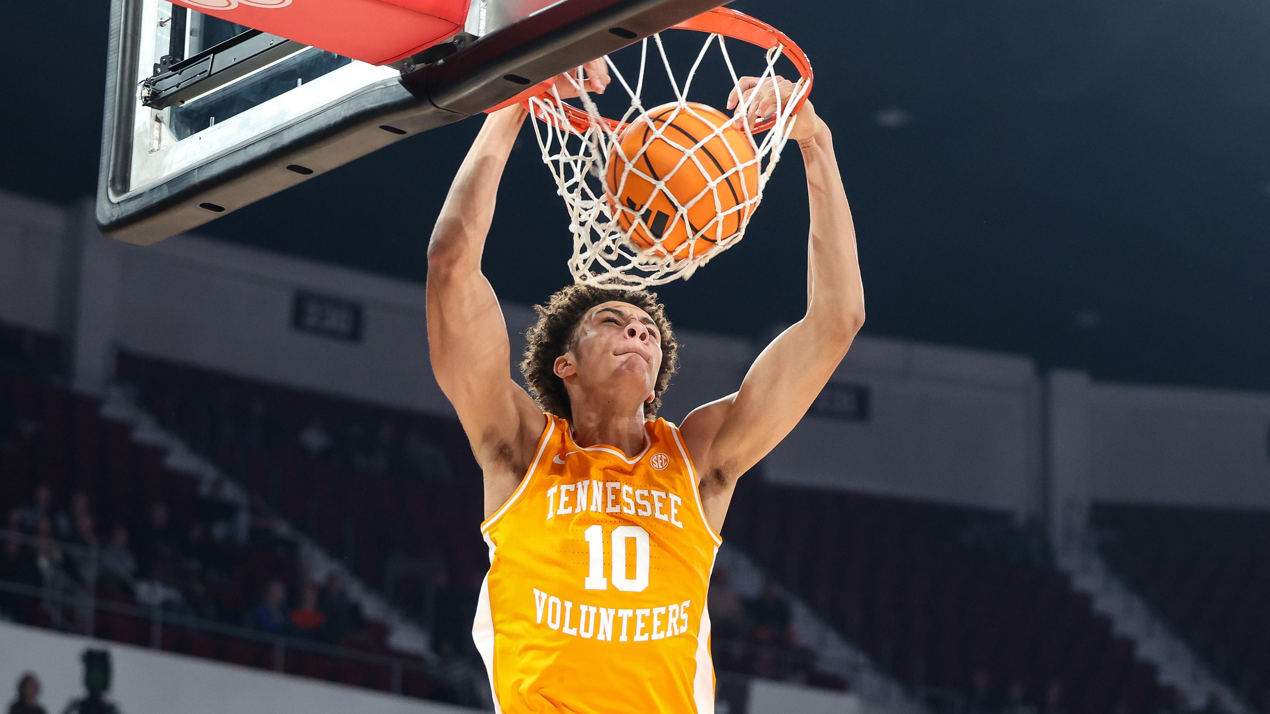 Tennessee v Mississippi State