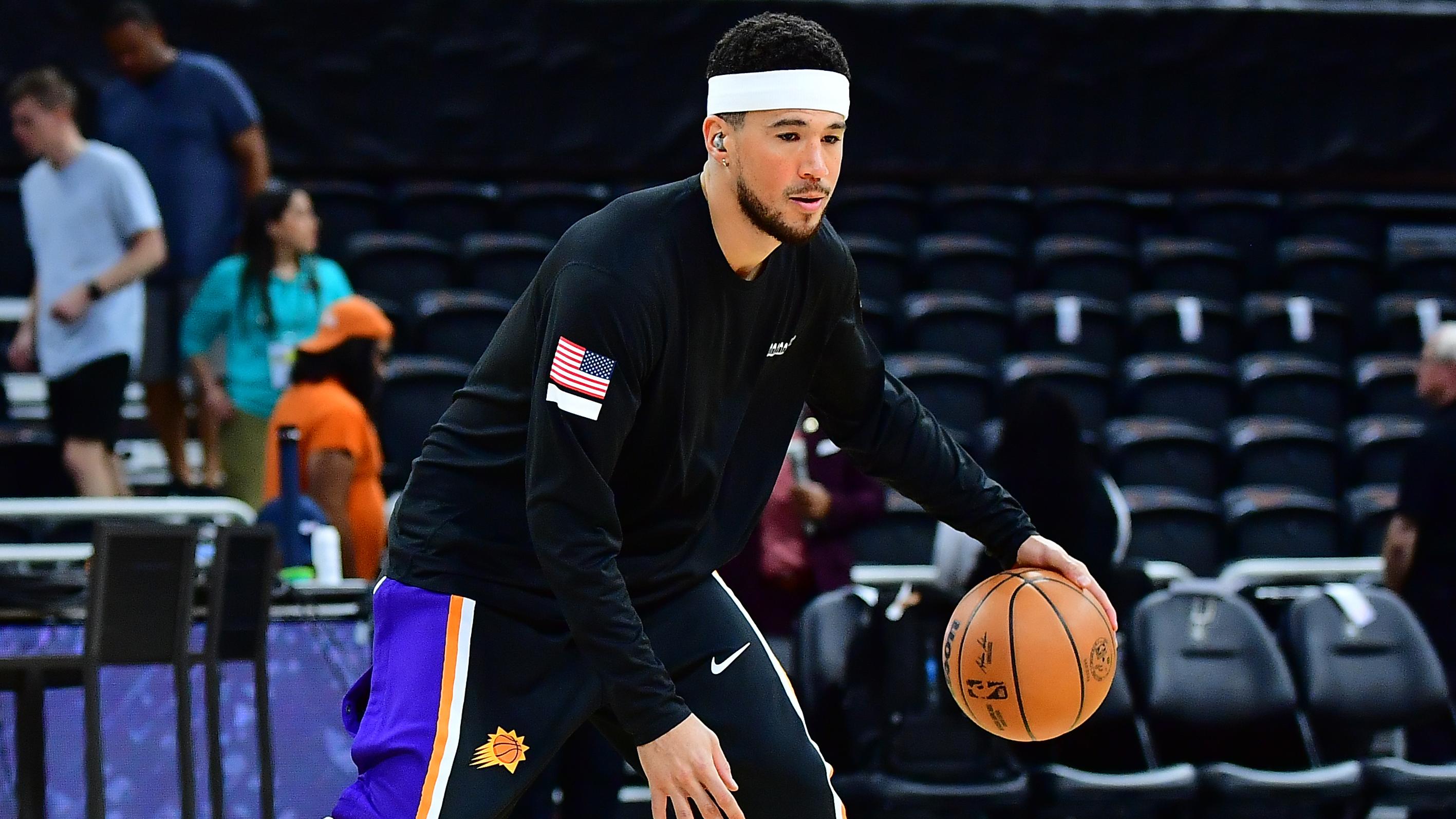 Phoenix Suns v San Antonio Spurs