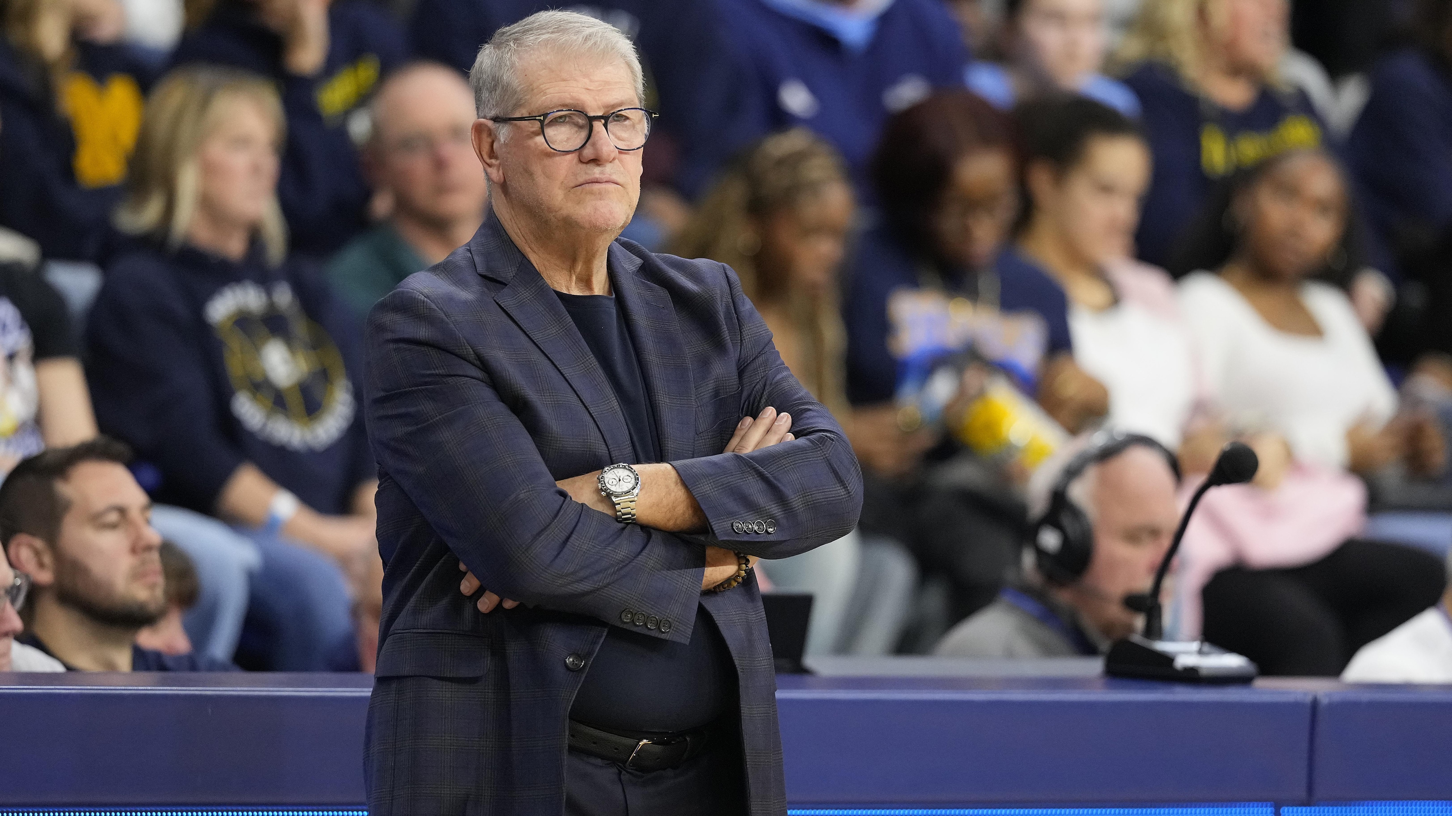 UConn WBB Clinch 31-0 Season 💯