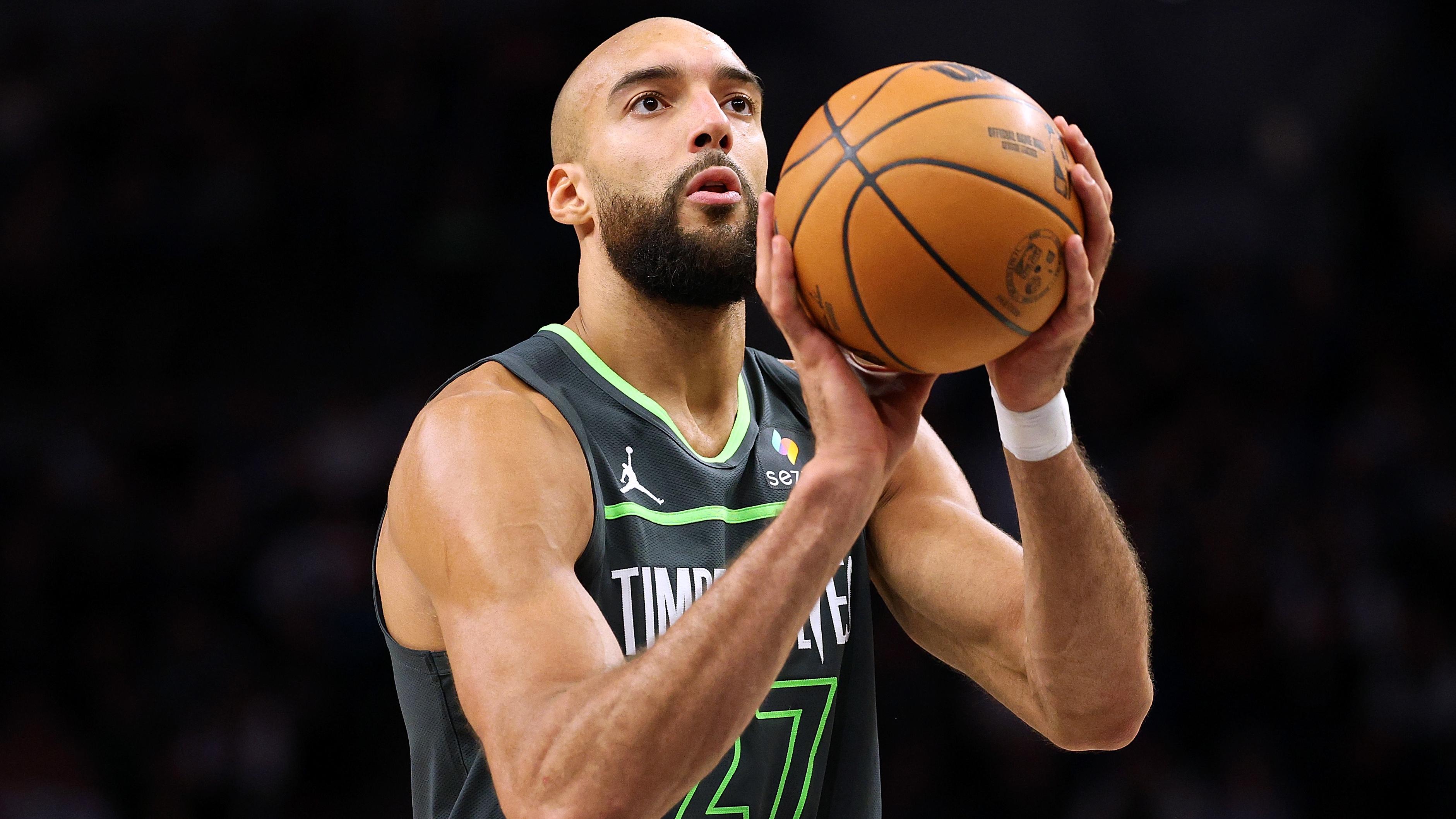 Golden State Warriors v Minnesota Timberwolves