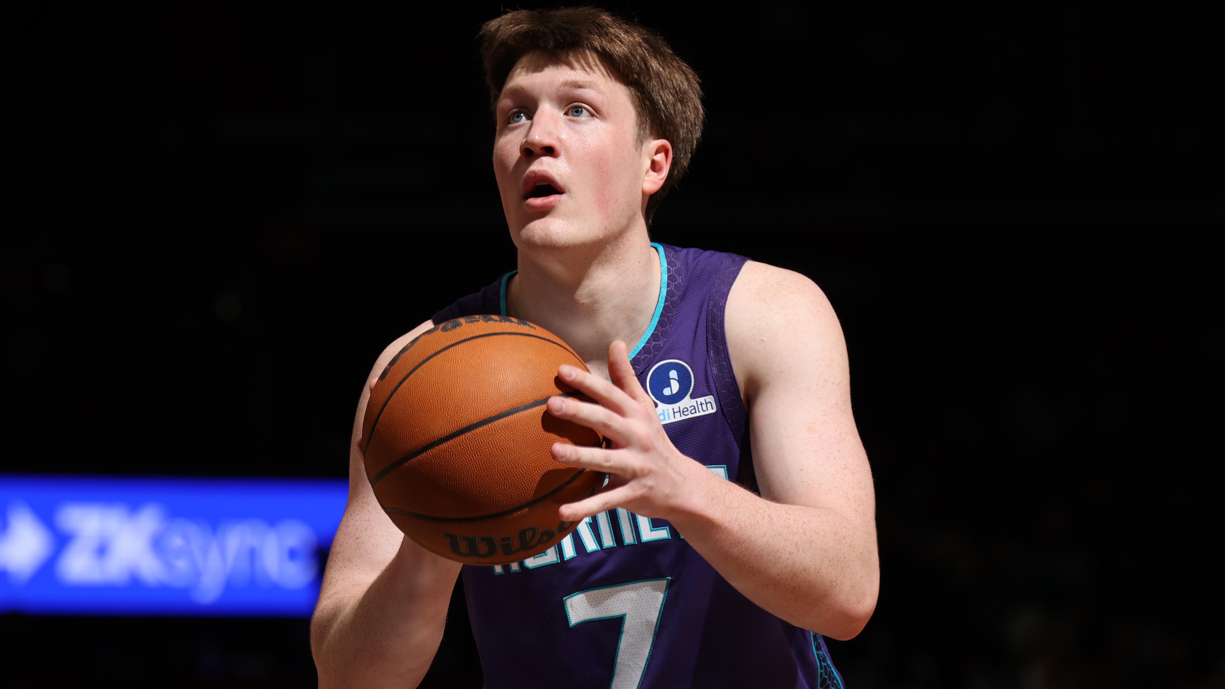 Charlotte Hornets v Washington Wizards