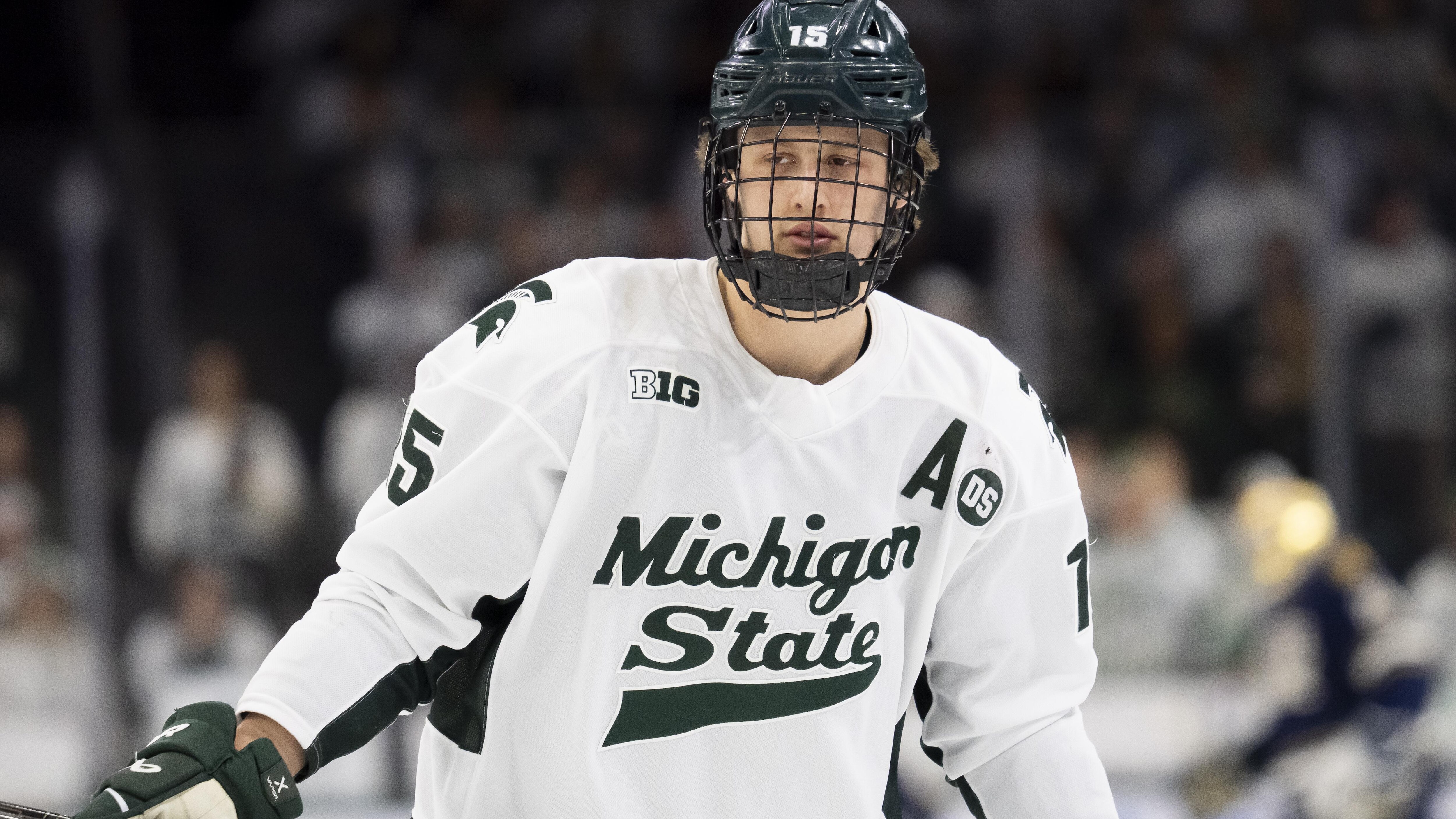 COLLEGE HOCKEY: FEB 20 Notre Dame at Michigan State