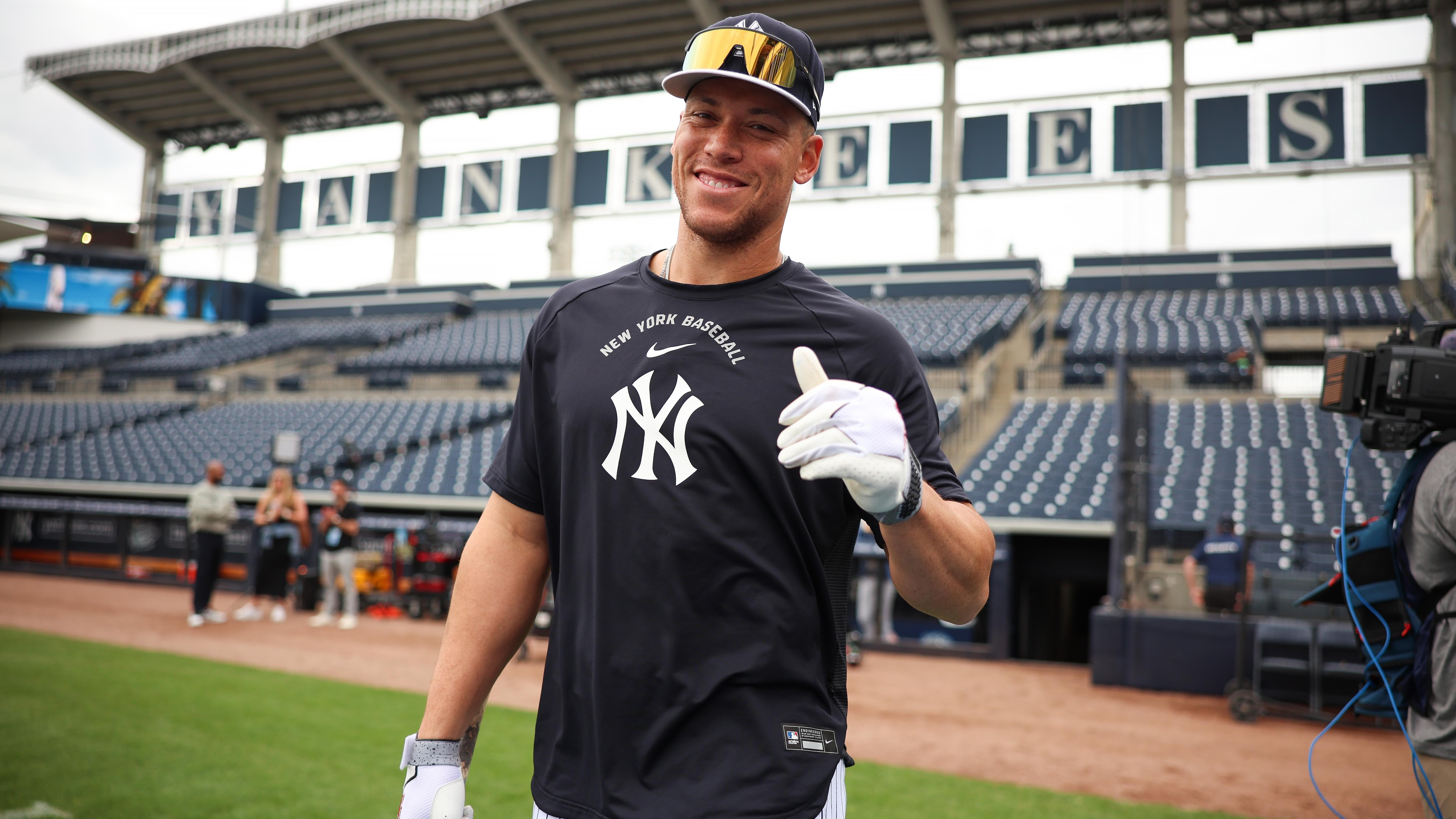 Atlanta Braves v New York Yankees