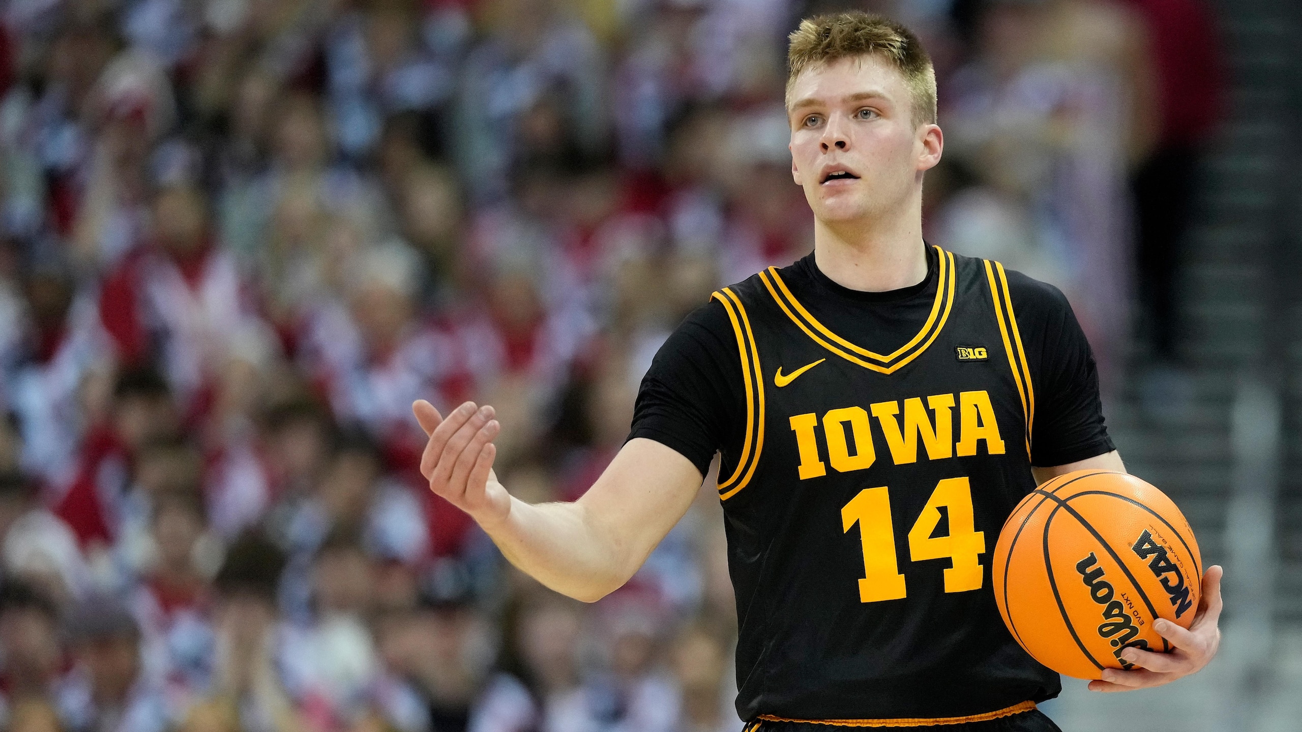 Iowa v Wisconsin
