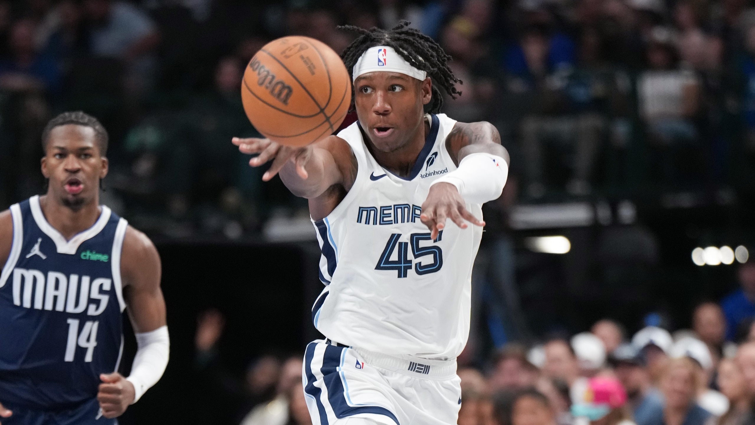 Memphis Grizzlies v Dallas Mavericks