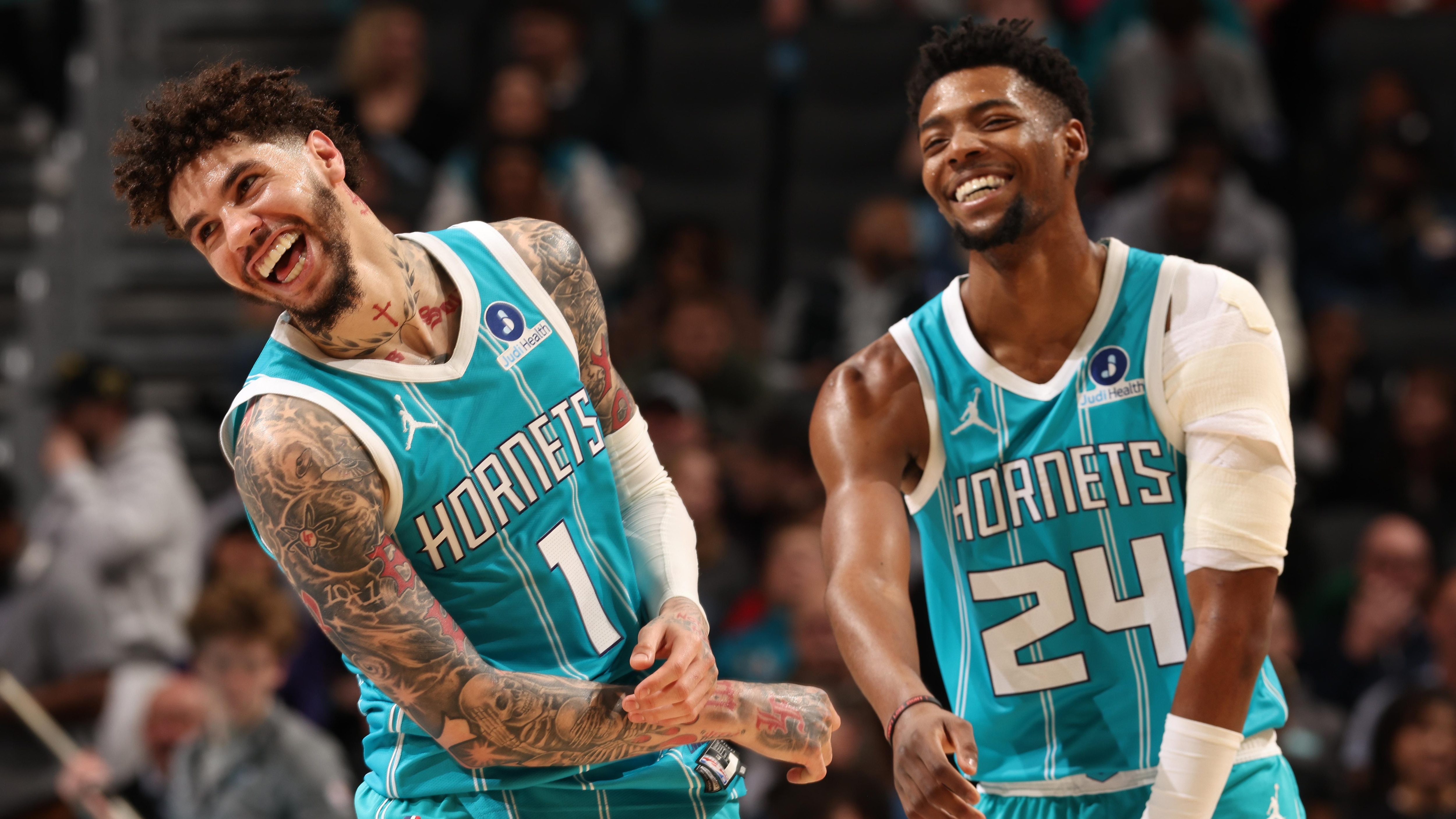 Dallas Mavericks v Charlotte Hornets