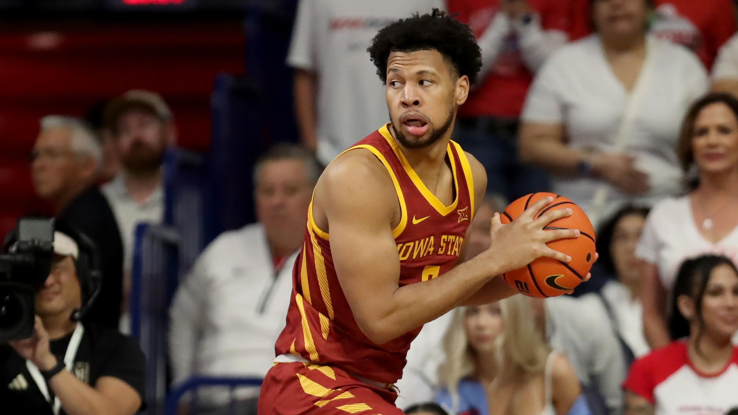 COLLEGE BASKETBALL: MAR 02 Iowa State at Arizona COLLEGE BASKETBALL: MAR 02 Iowa State at Arizona