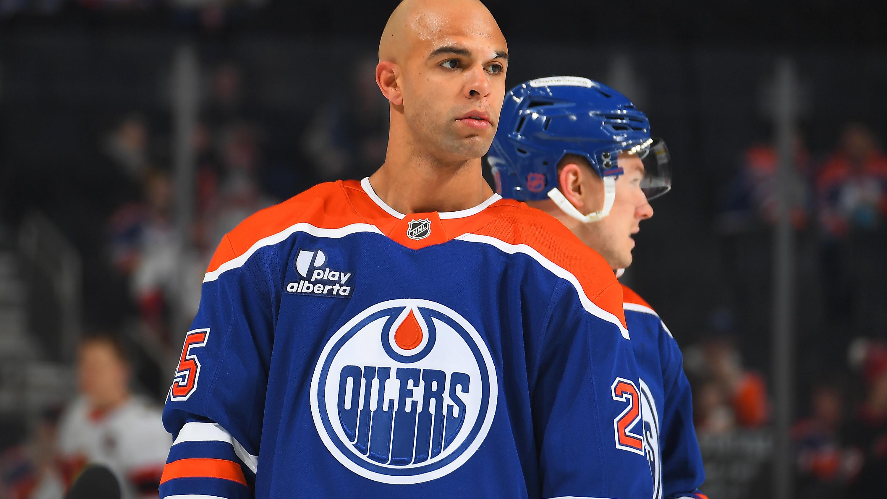 Ottawa Senators v Edmonton Oilers