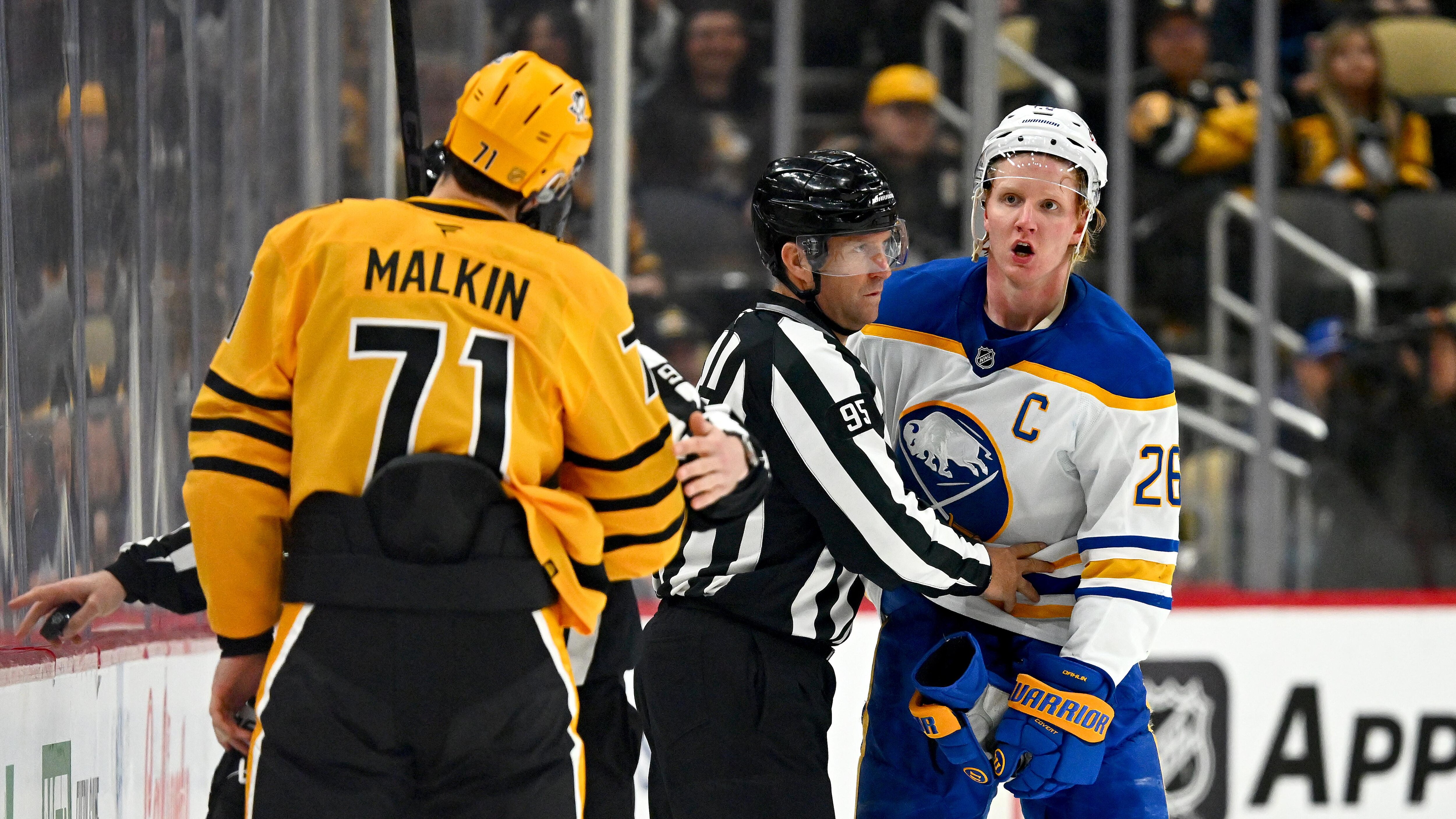 Buffalo Sabres v Pittsburgh Penguins
