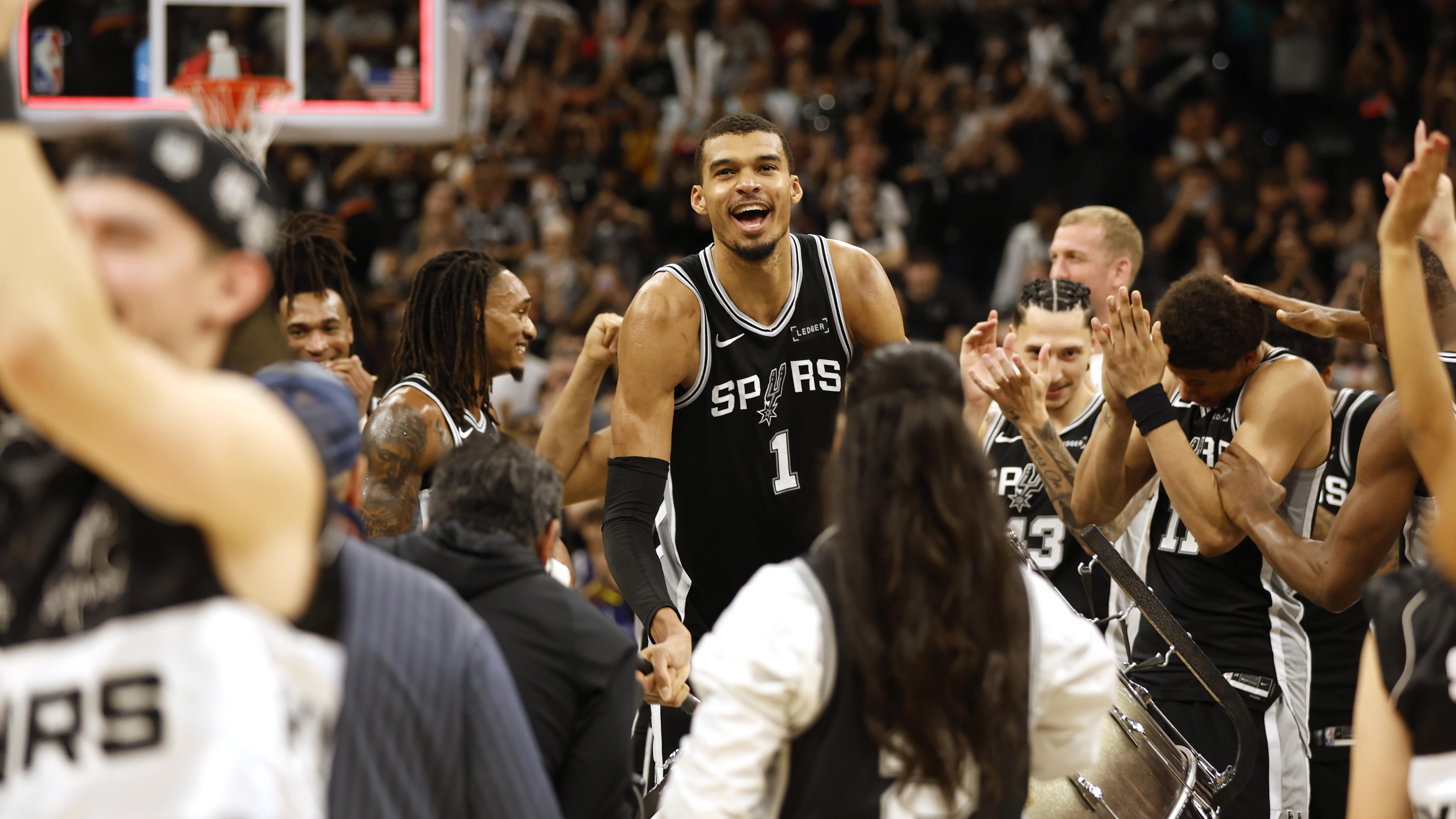 Detroit Pistons  v San Antonio Spurs