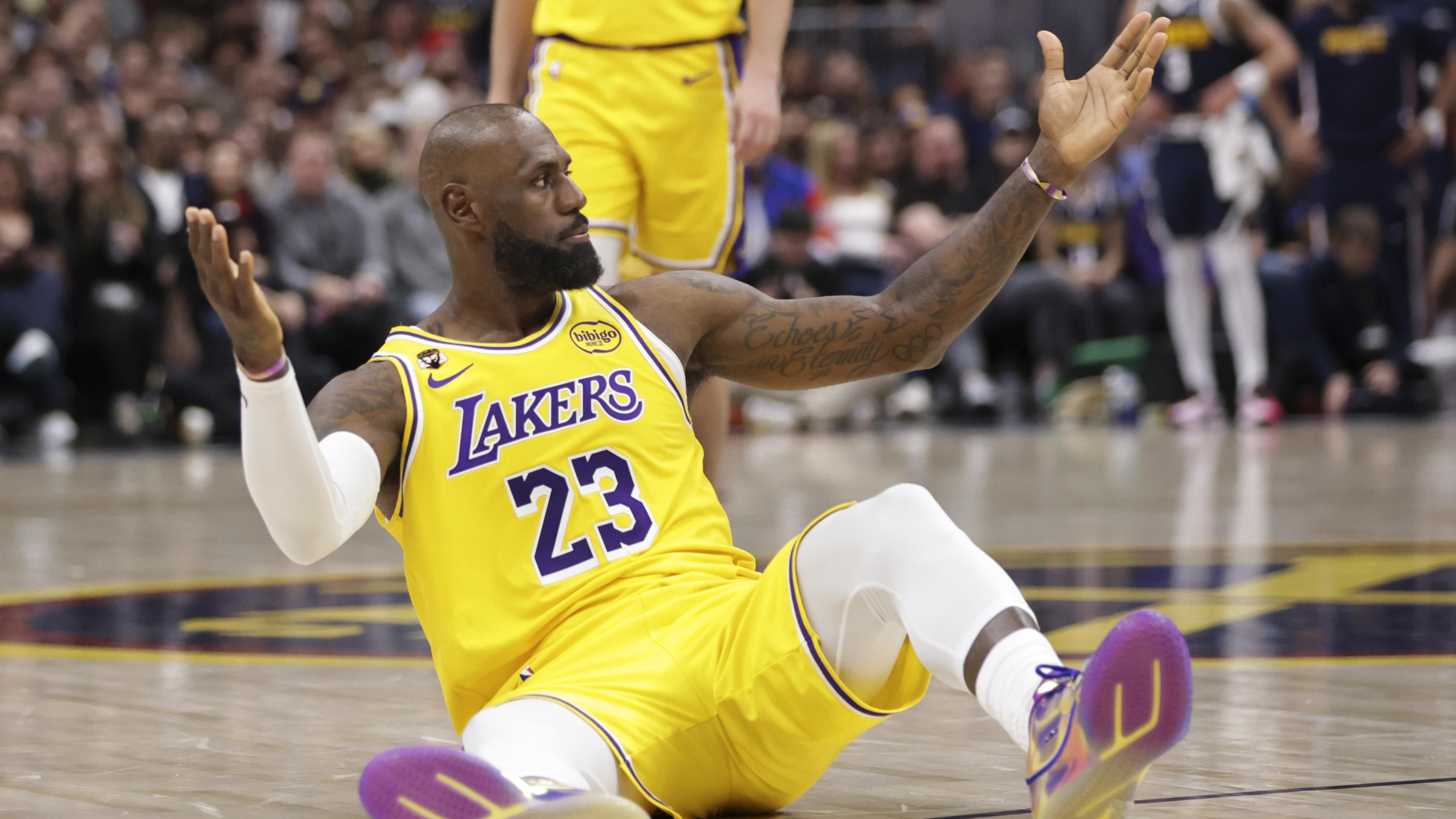Luka Doncic, Austin Reaves Impress Fans with LeBron Out in Lakers' Win ...