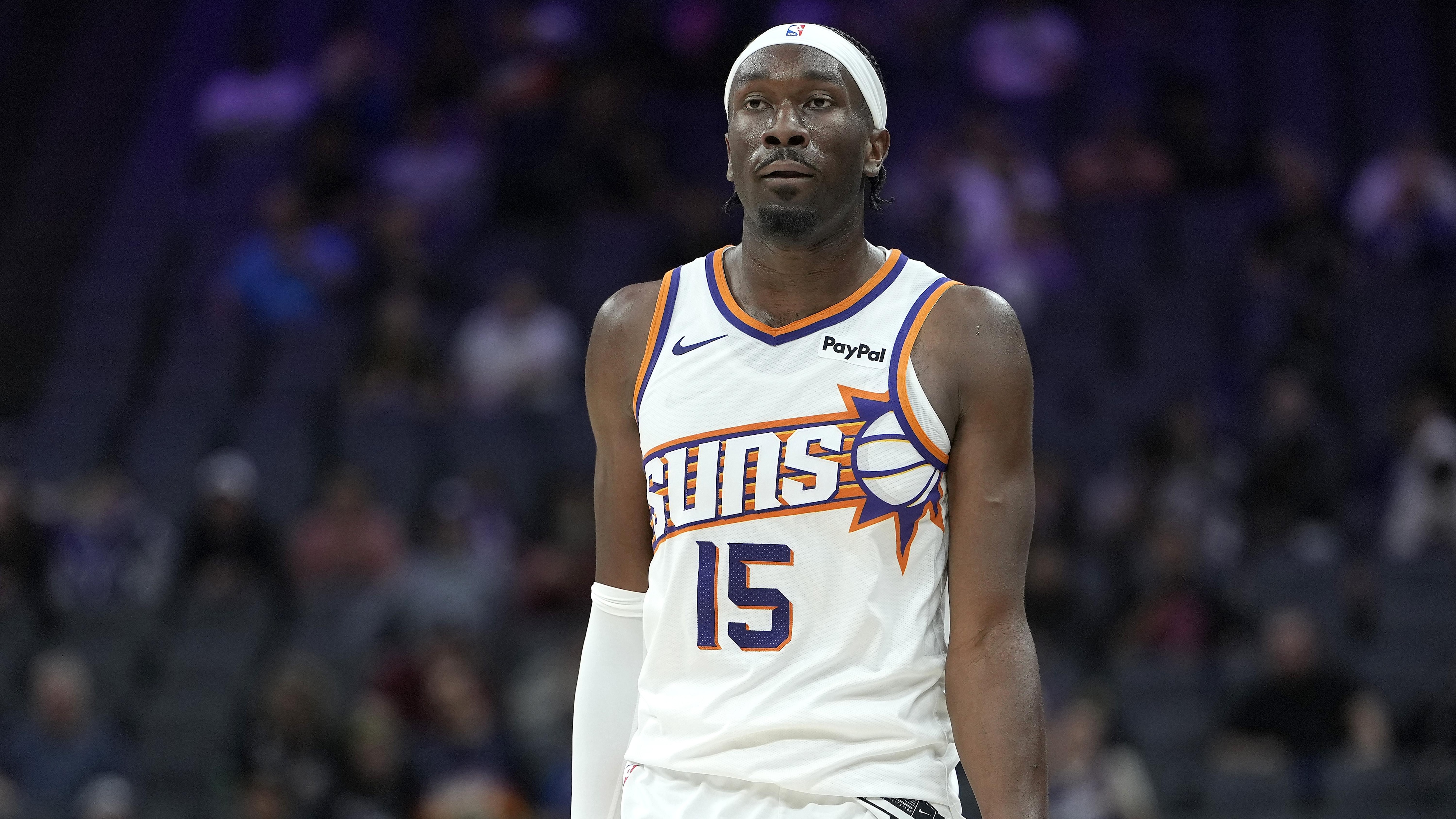 Phoenix Suns v Sacramento Kings