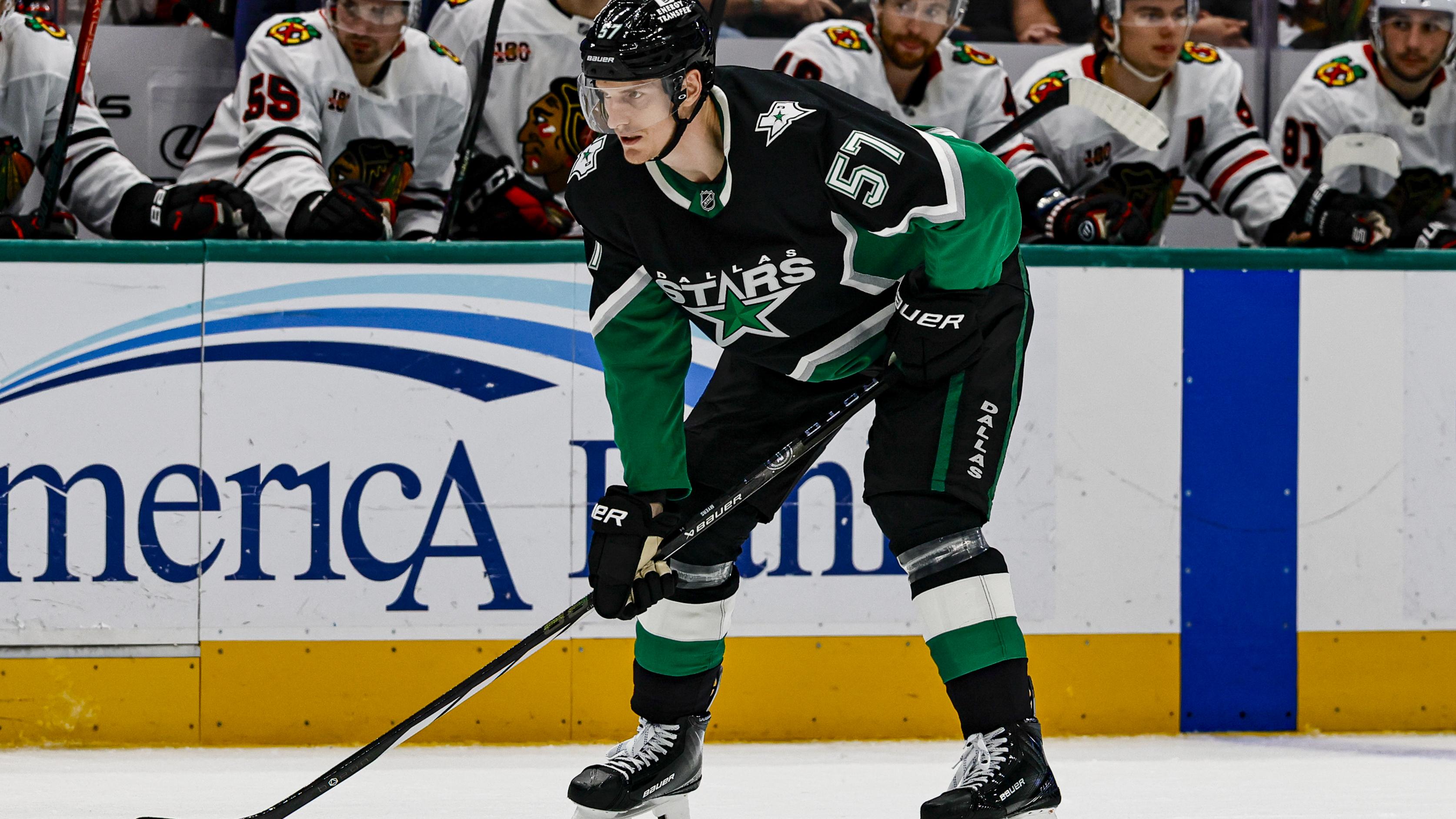 NHL: MAR 08 Blackhawks at Stars