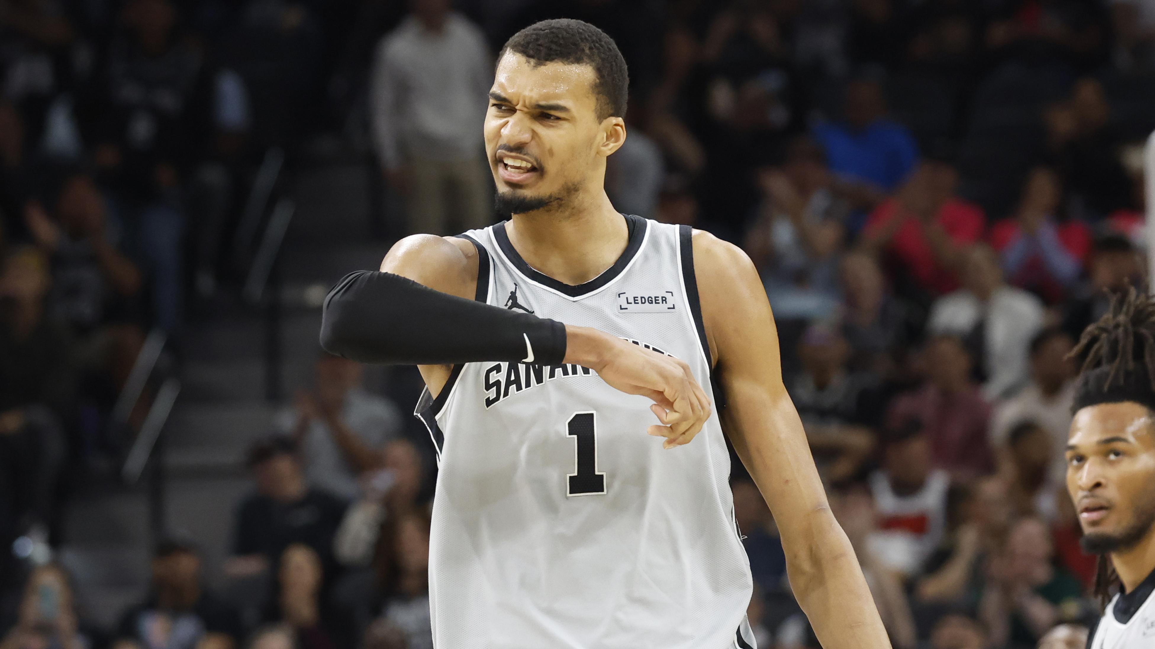 Houston Rockets  v San Antonio Spurs